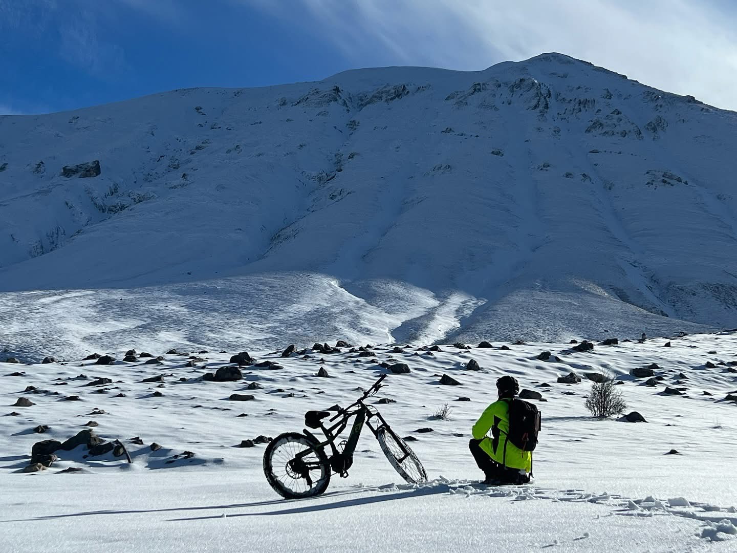 Ammirando Monte Corvo in E-bike