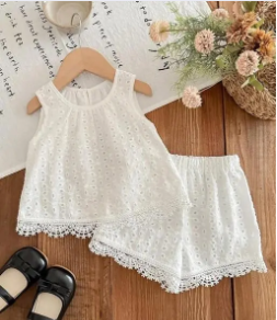 Baby Girls' White Lace Outfit