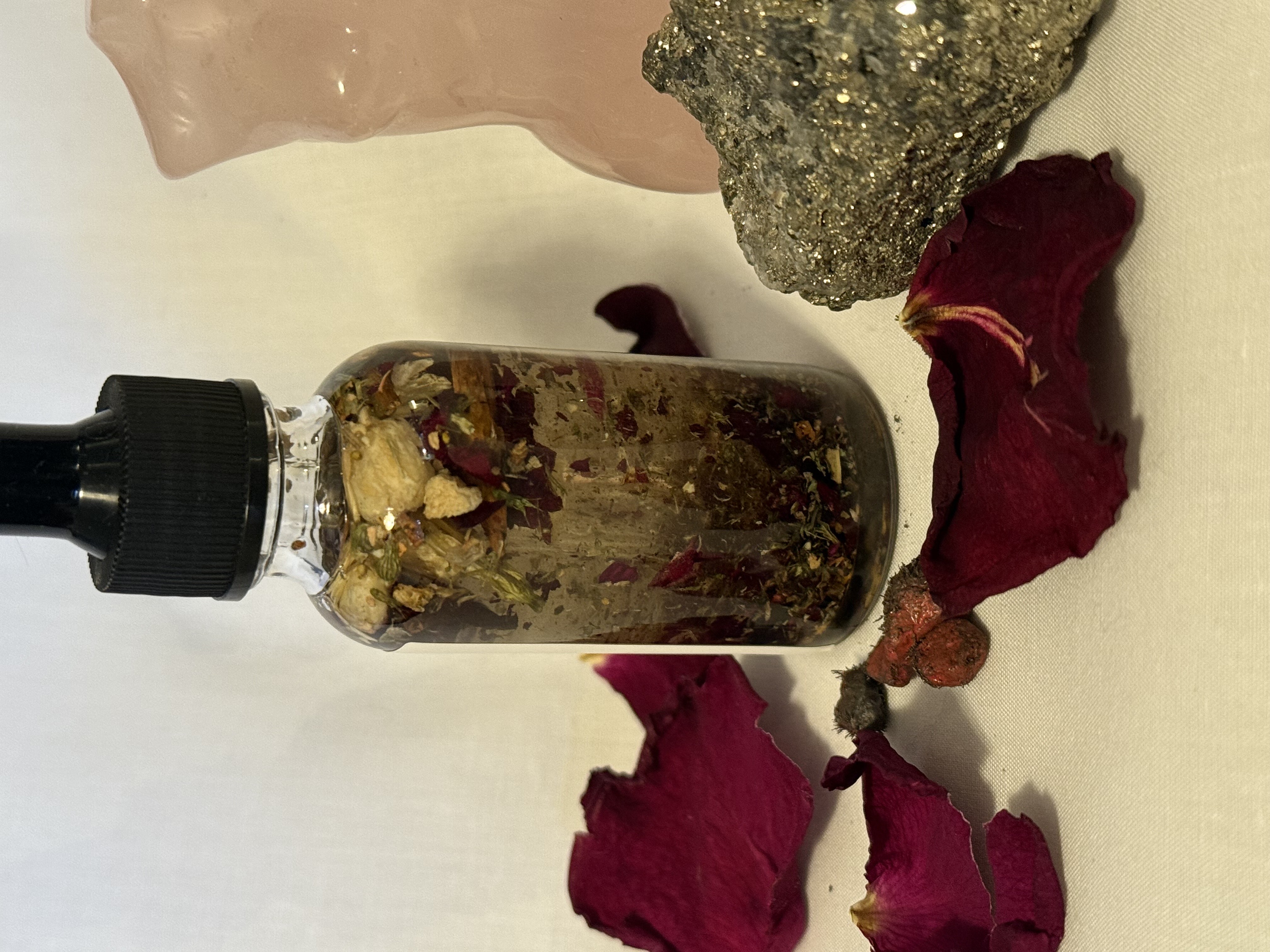 Come To Me Spelled Oil for Attracting Love, Wealth, Overall Attraction with Loadstone