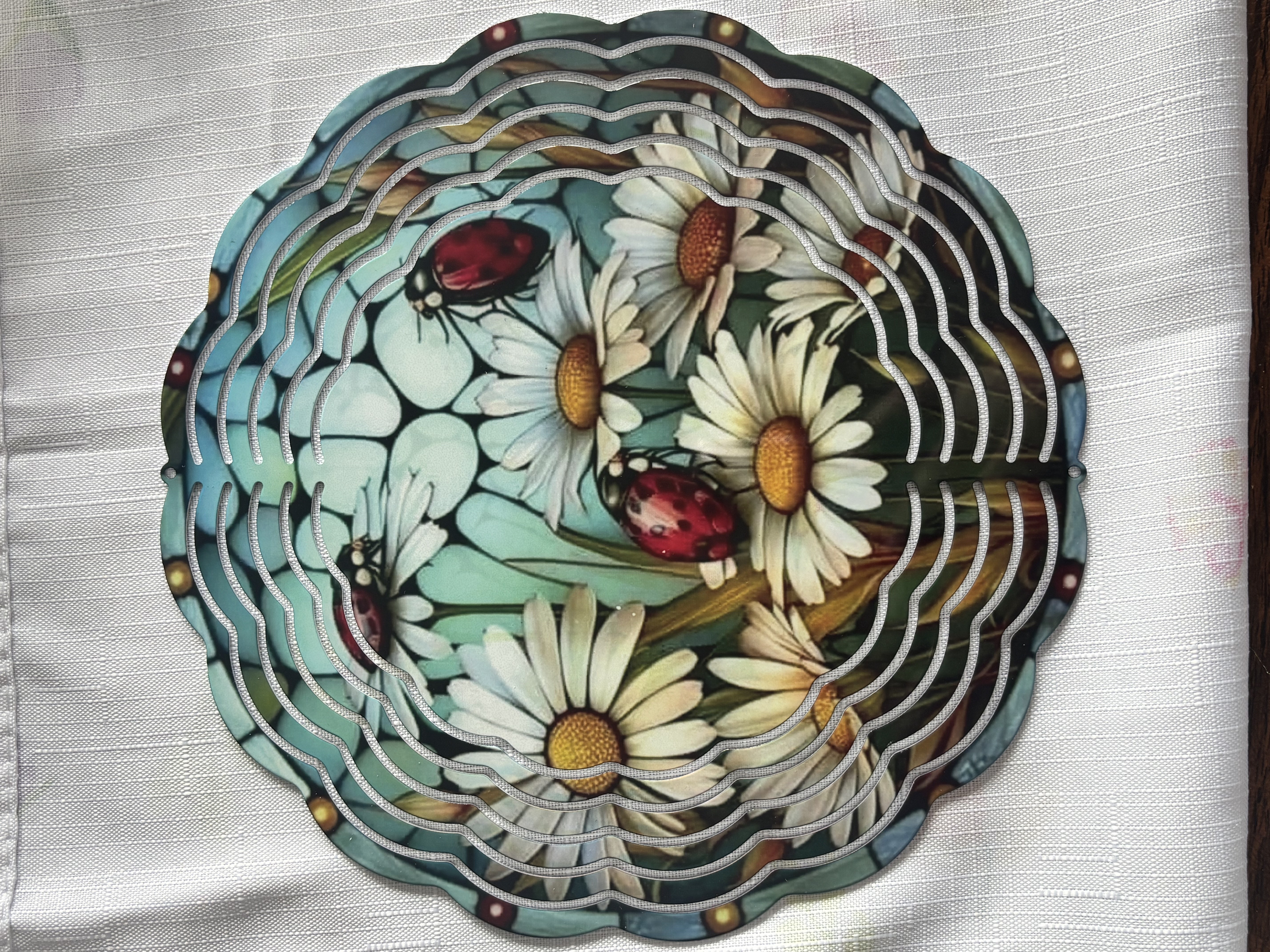Decorative Daisy and Ladybug Spinner