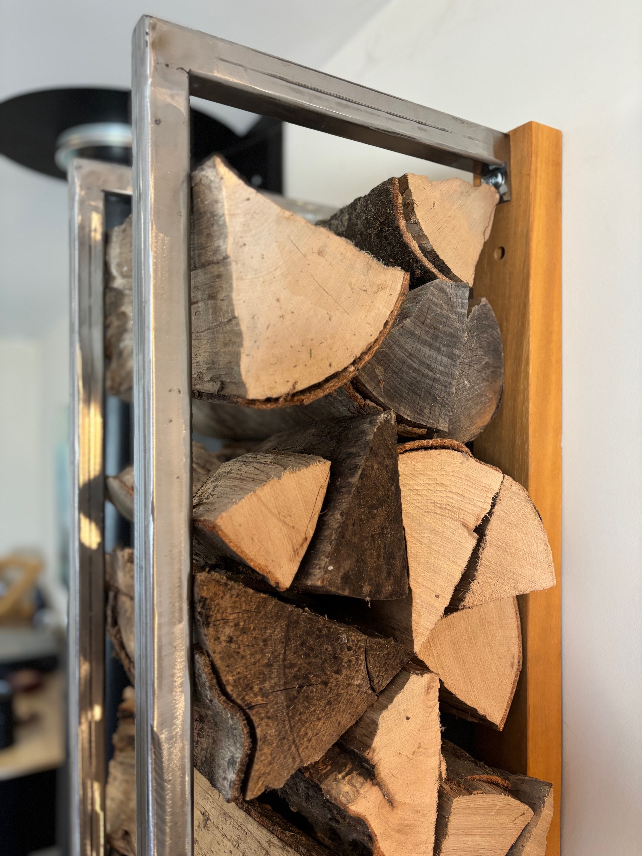 Support à Buches en acier brut : " L'éternel " 