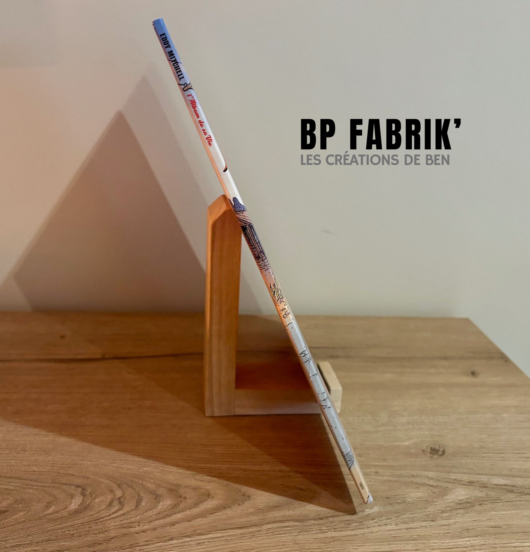 Le support de vinyle : " A l'écoute "