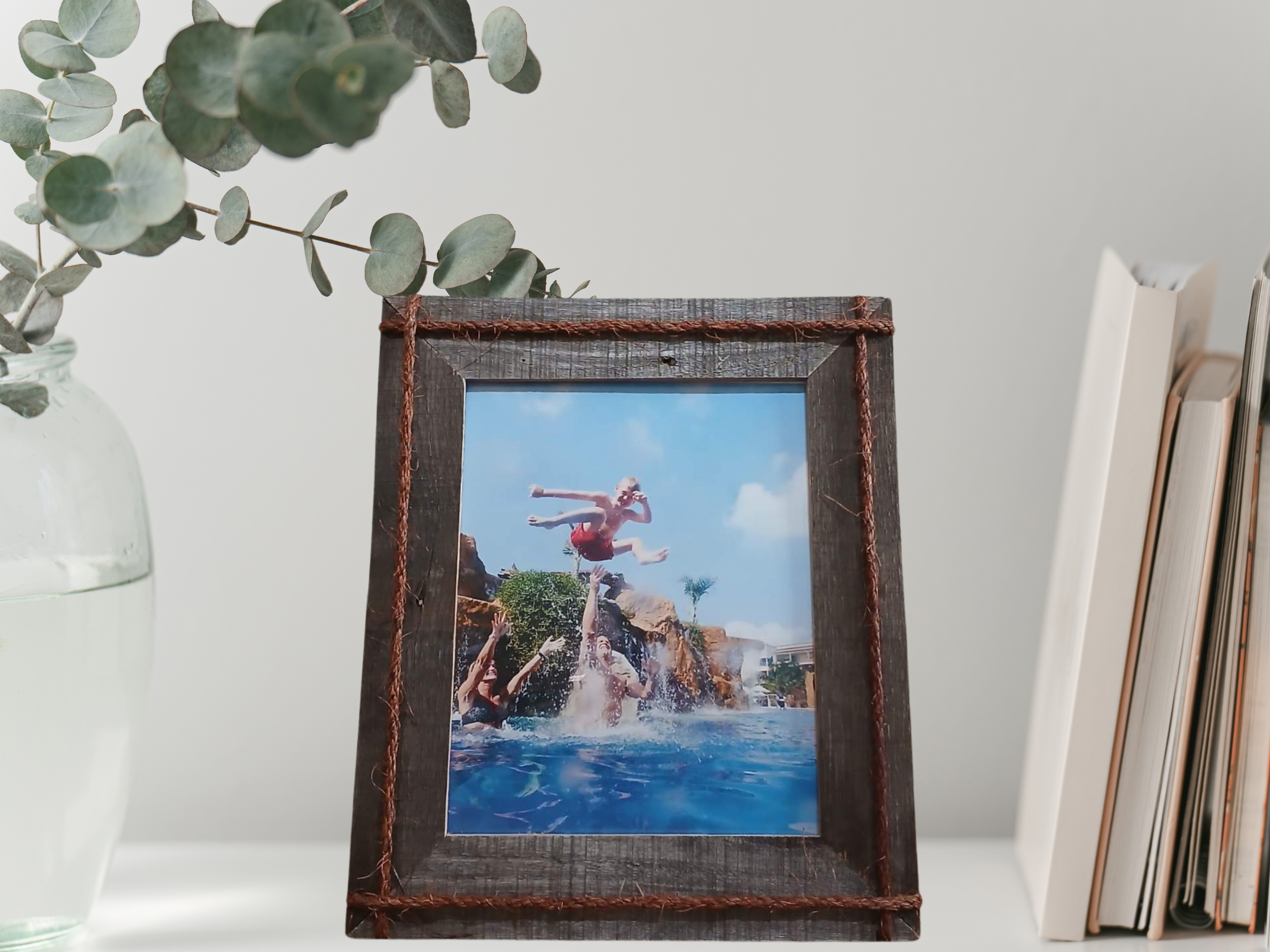 Rustic Reclaimed Pallet Wood and Rope Picture Frame 