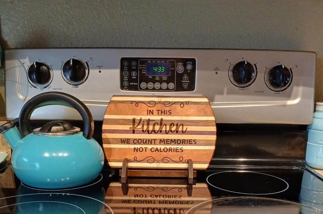 Handcrafted Laser-Engraved Cutting Board with Stand