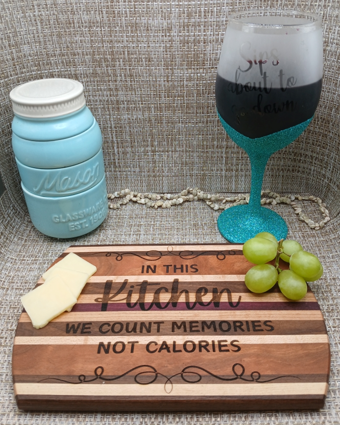 Handcrafted Laser-Engraved Cutting Board with Stand