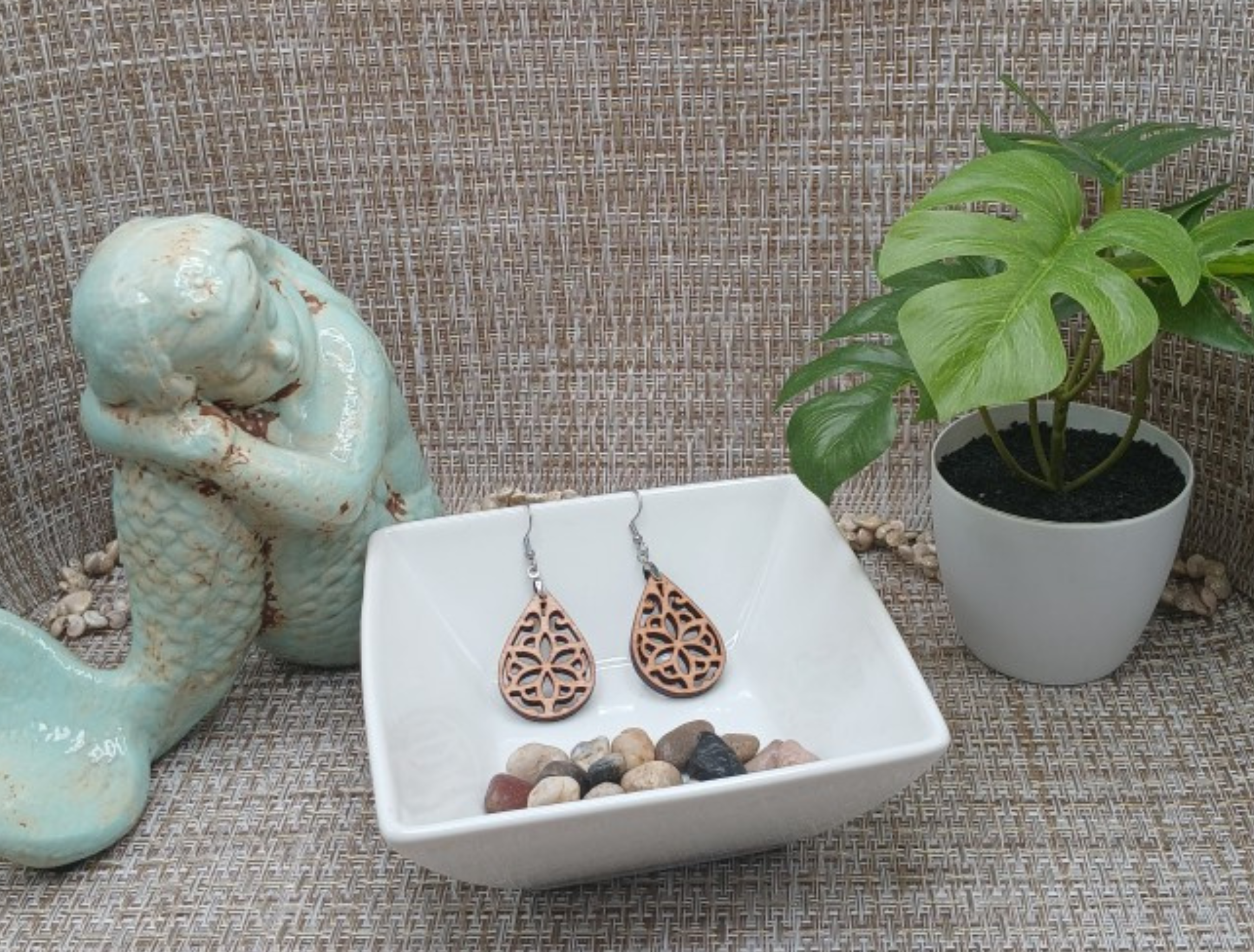 Teardrop Dangle Earrings