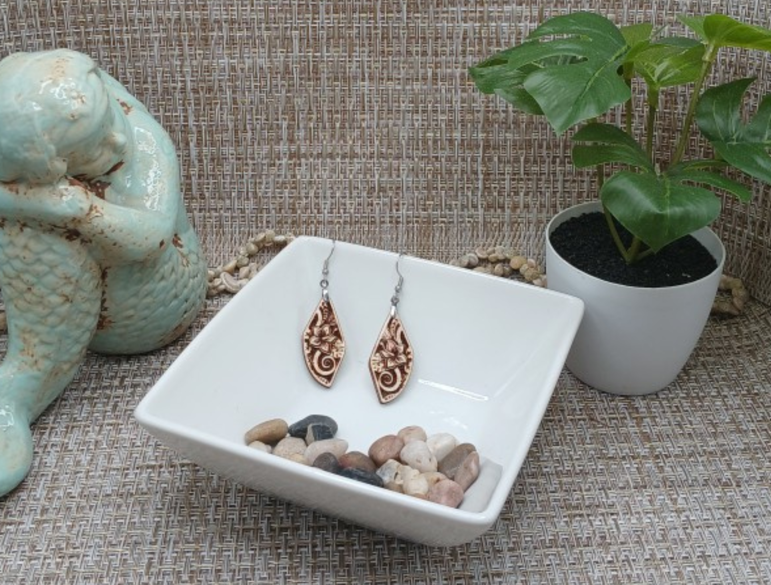 Hawaiian Hibiscus Earrings