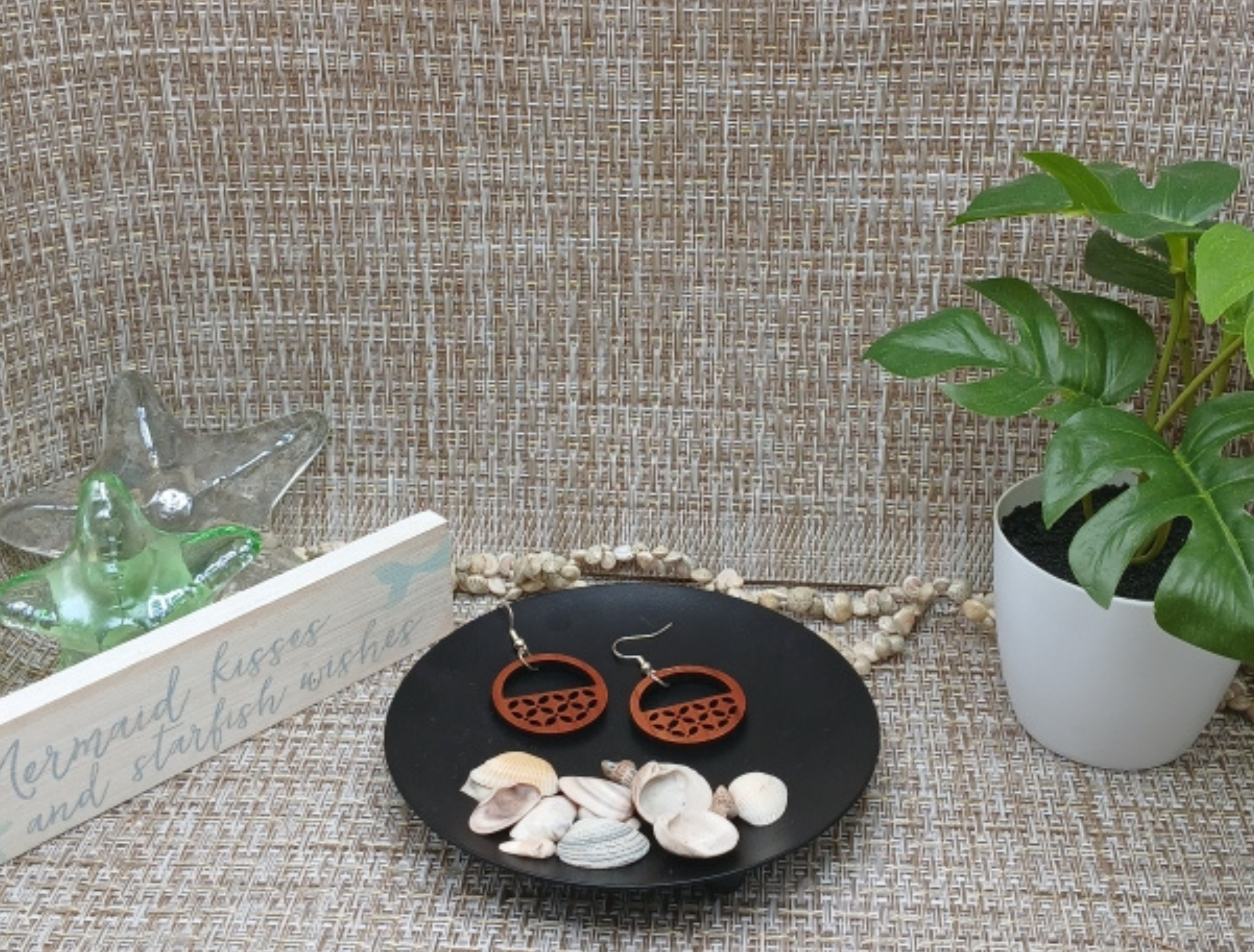  Geometric Dangle Earrings
