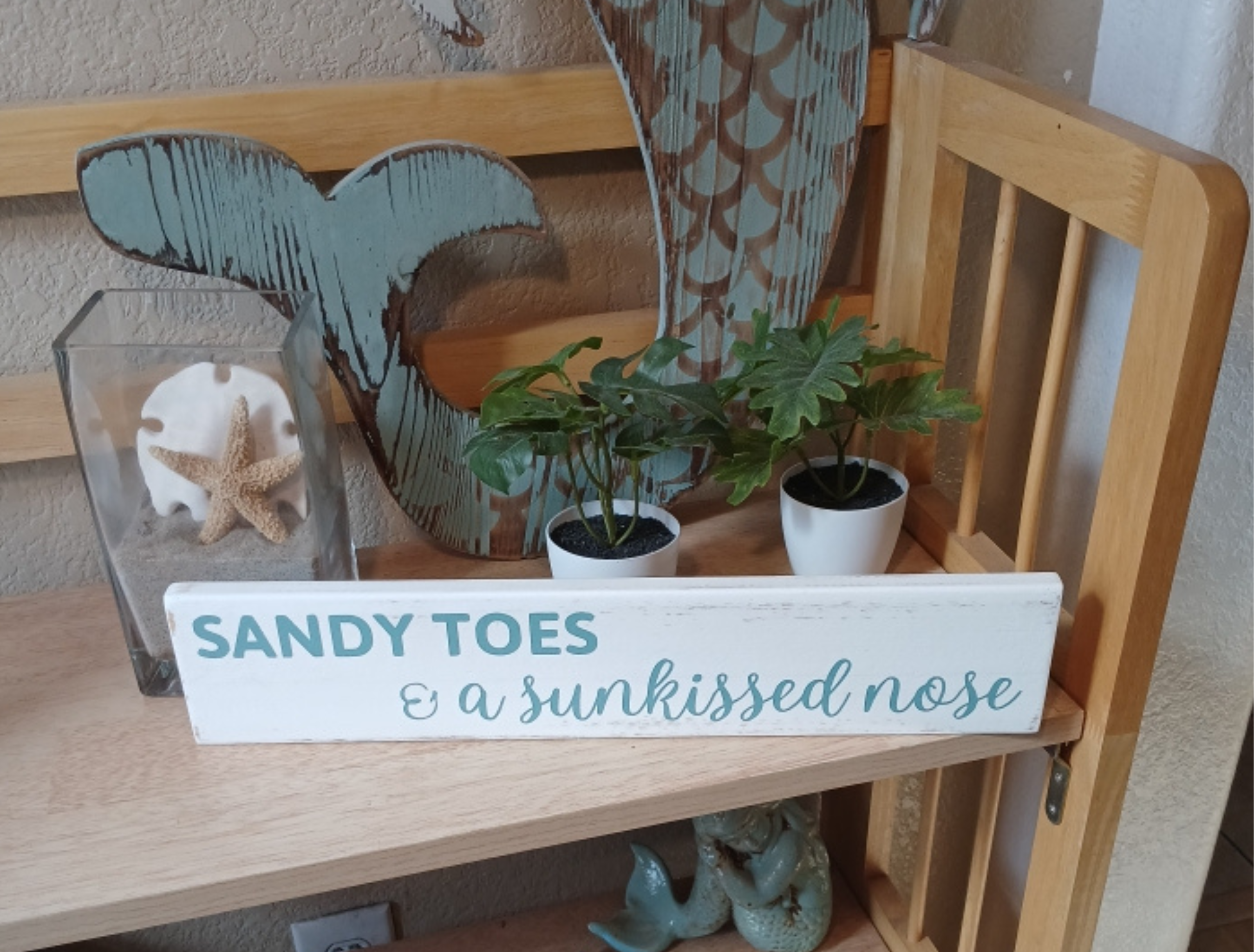 Sandy Toes & a Sunkissed Nose Wood Sign