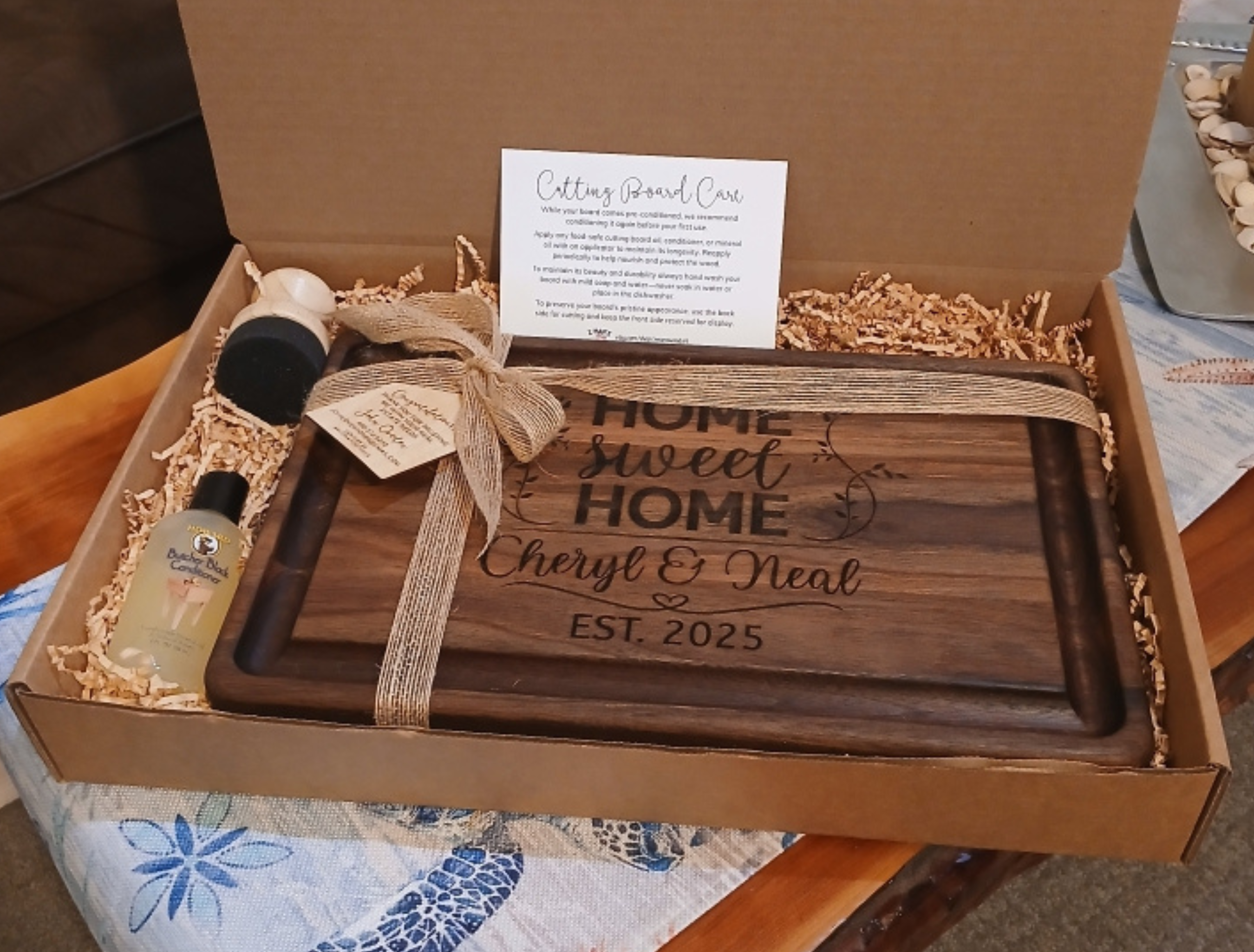 Personalized Cutting Board Gift Set