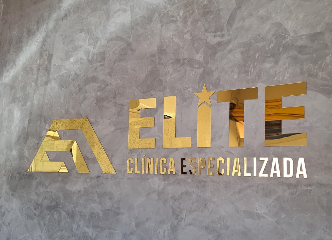 Logo de Parede em Acrílico Espelhado 2mm