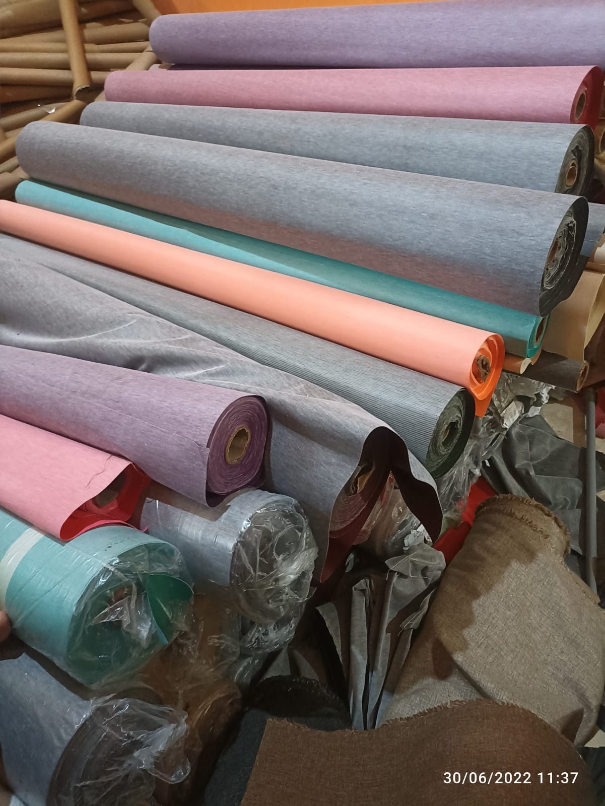 ROLL (40 METER ) Bahan Kain oscar / kulit sintetis (Kualitas Standar)