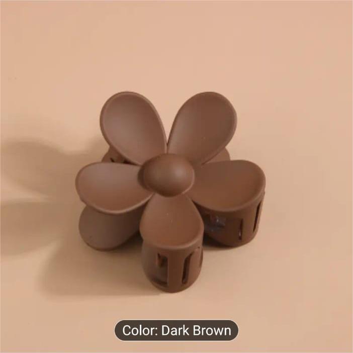 Flower-Shaped Hair Clip