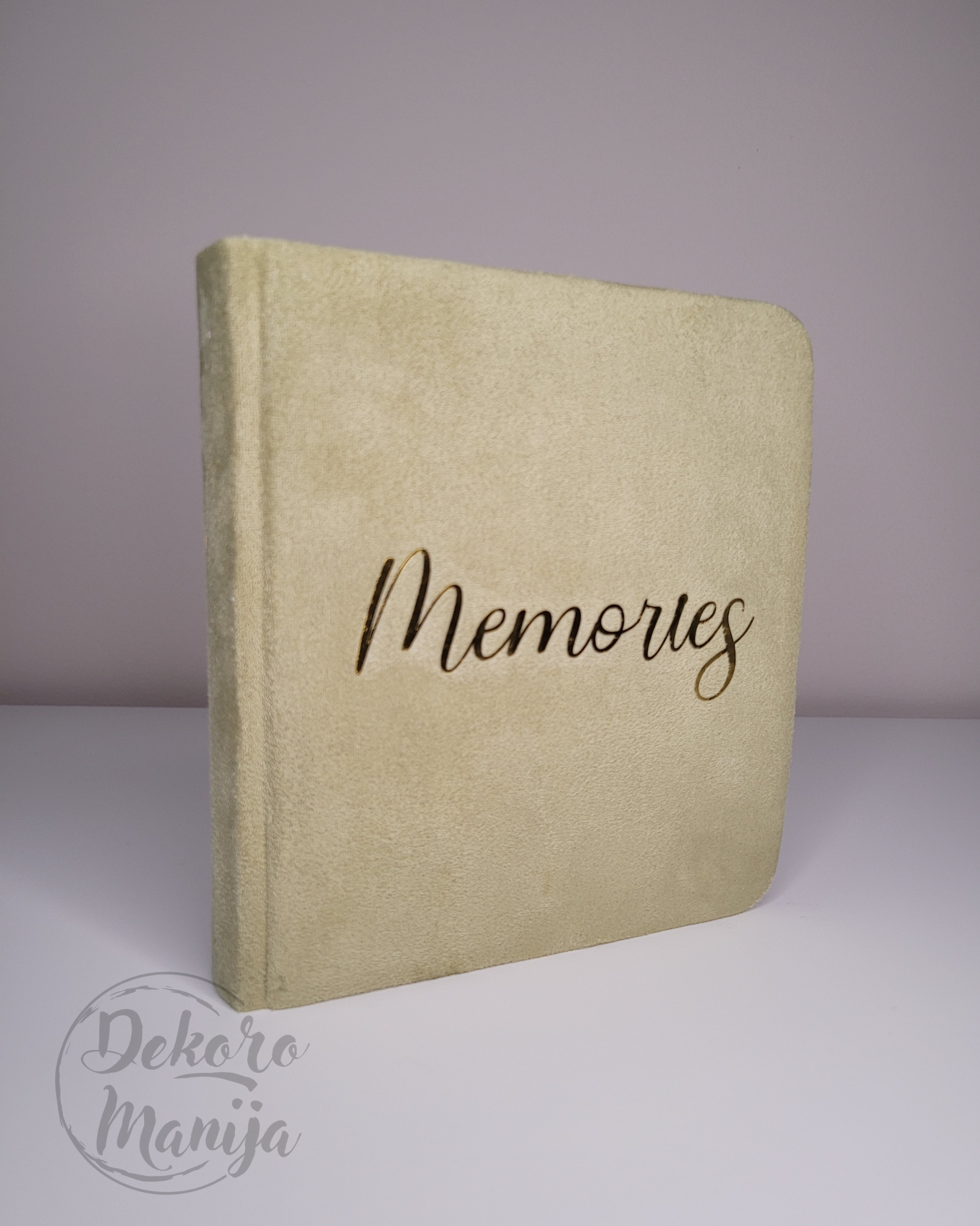 Mini albumas "Memories"