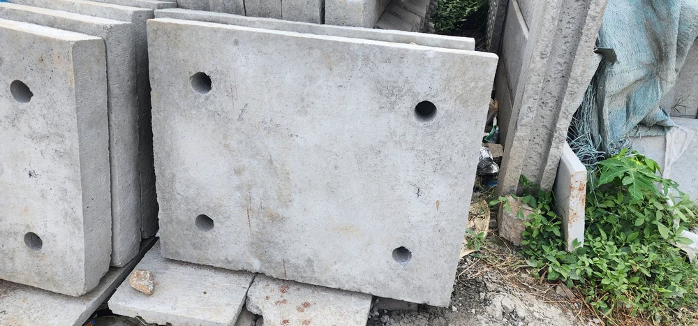 Concrete Round Manhole Cover