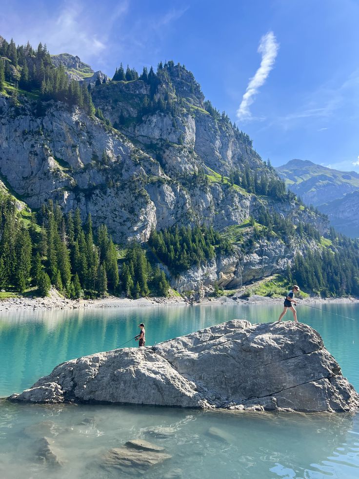 19/07/26 - LAGO DI OESCHINEN: IL GIOIELLO TURCHESE DELLE ALPI!