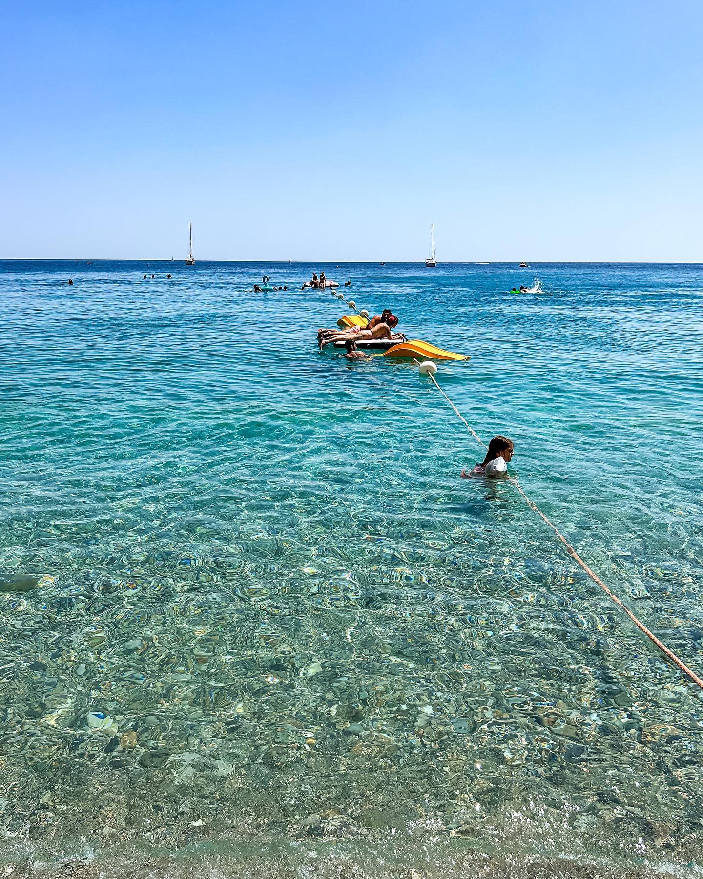 19/07/26 - UN VIAGGIO LEGGERO VERSO IL BLU: SPOTORNO