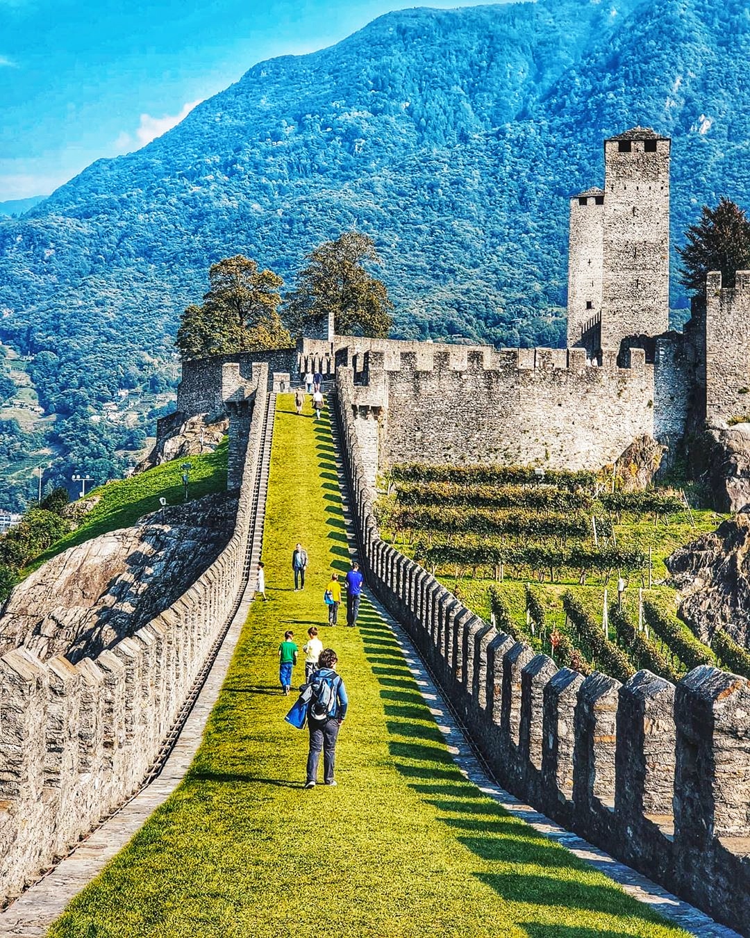 01/05/26  - LUGANO + BELLINZONA + FABBRICA CIOCCOLATO!