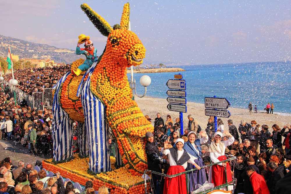 22/02/26 - Carnevale a MENTONE: colori, musica e aria di mare!