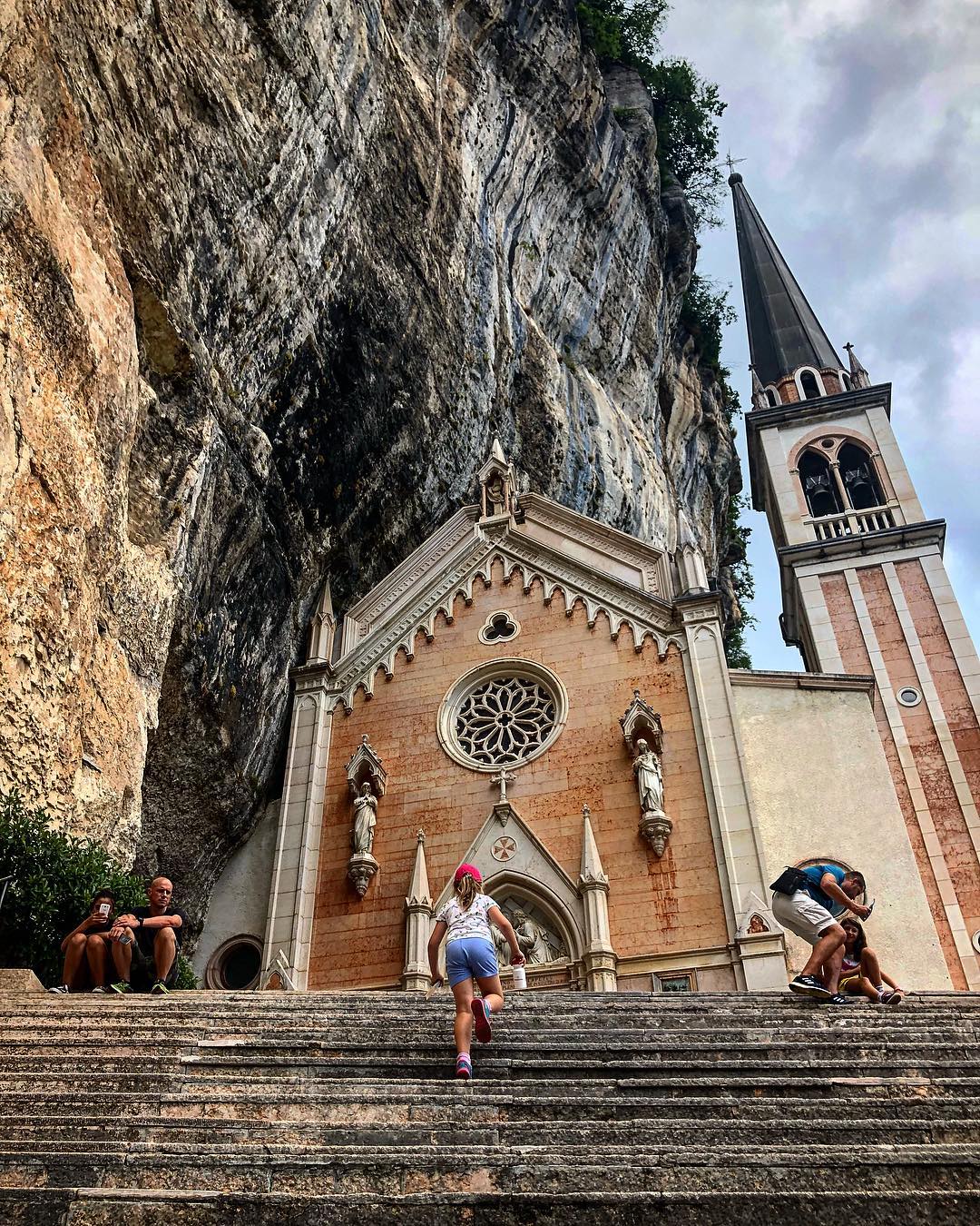 05/04/26 - MADONNA DELLA CORONA & VERONA: UNA PASQUA DA VIVERE!