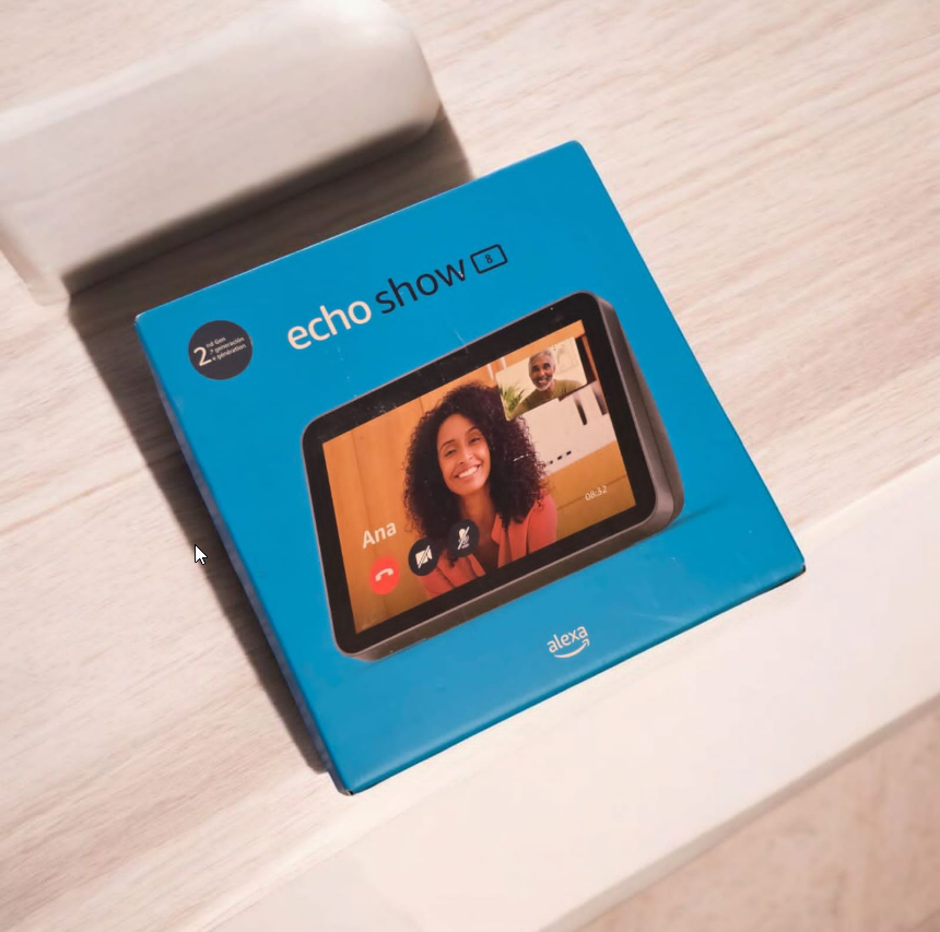 Amazon Echo Show 8