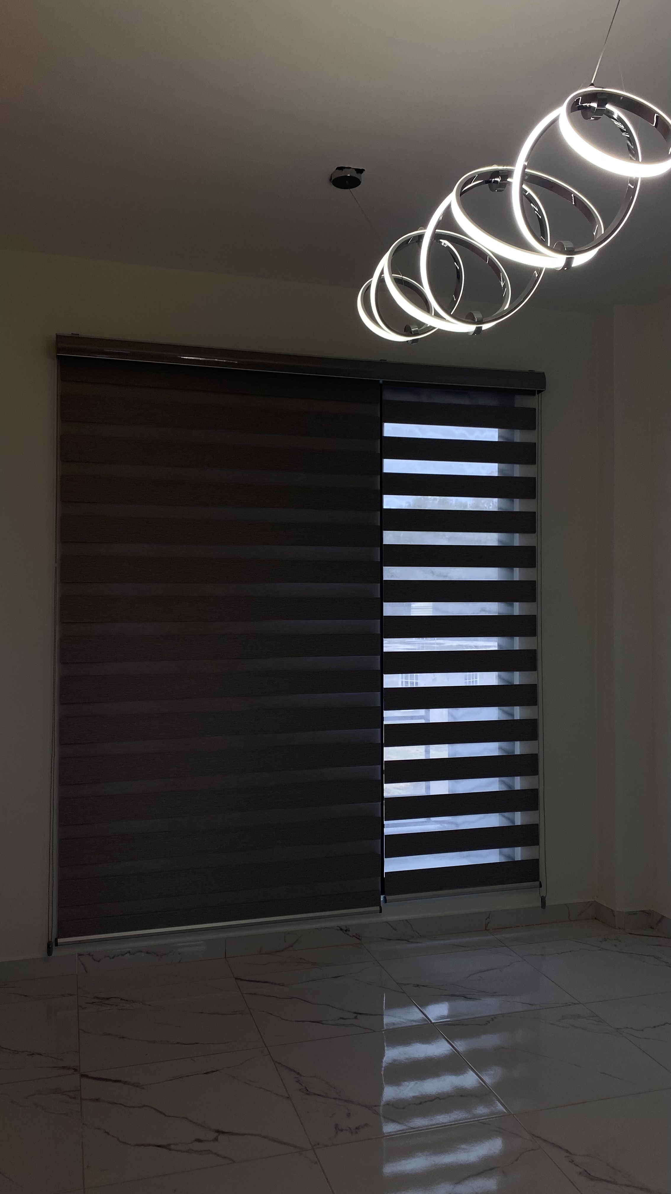 Persianas Sheer Elegance Blackout  