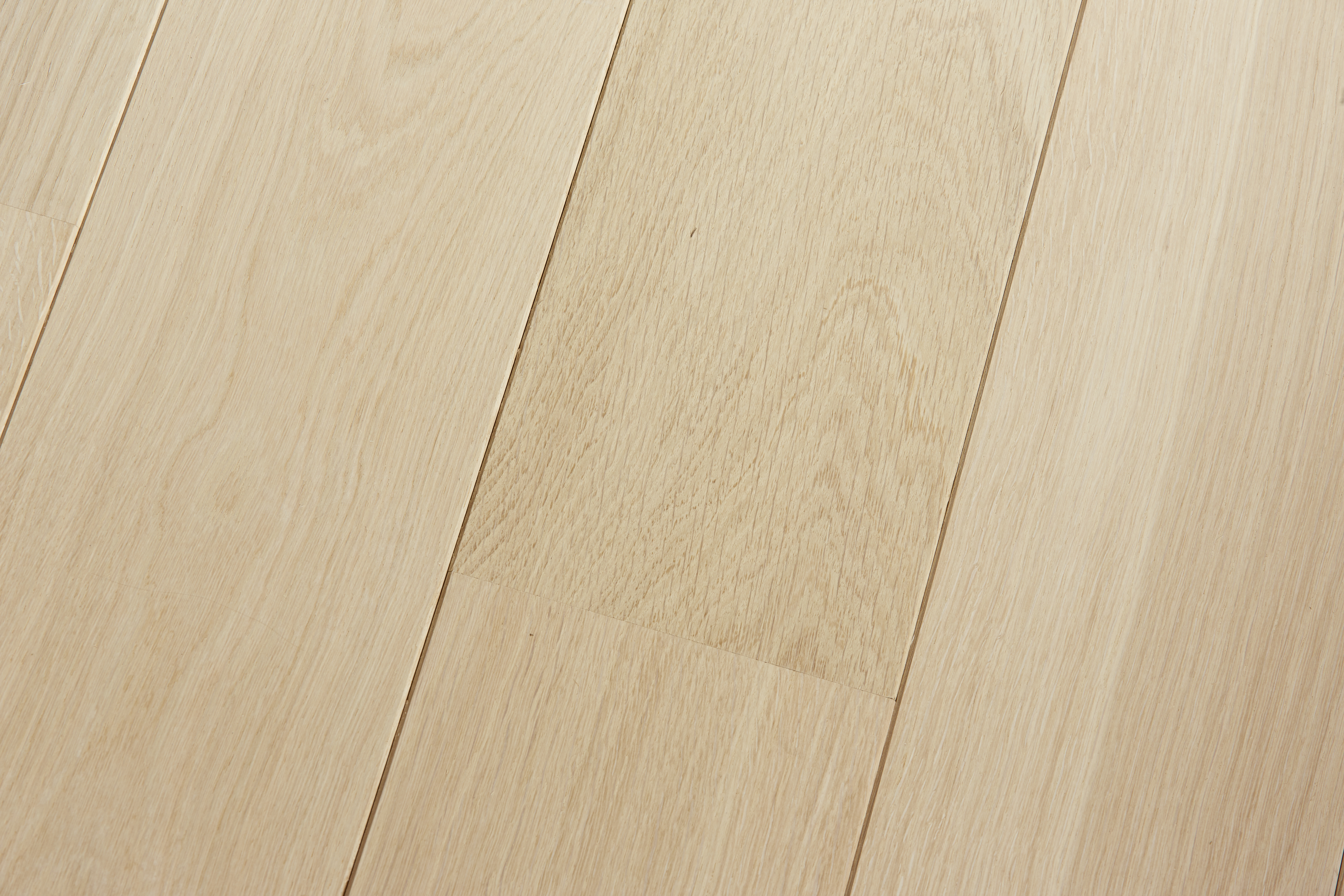 Mercurey Parquet en chêne massif épaisseur 21mm