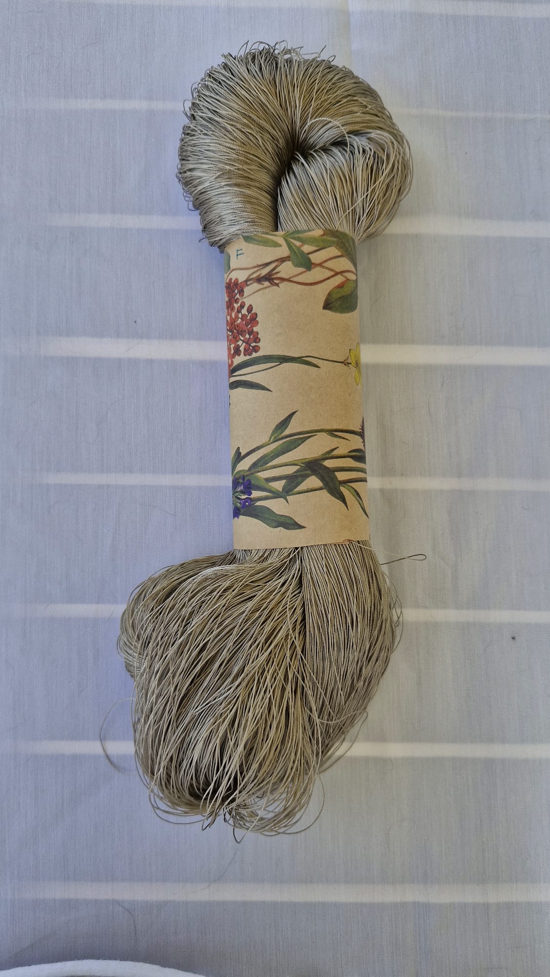 IB0141 Madeja de seda camel