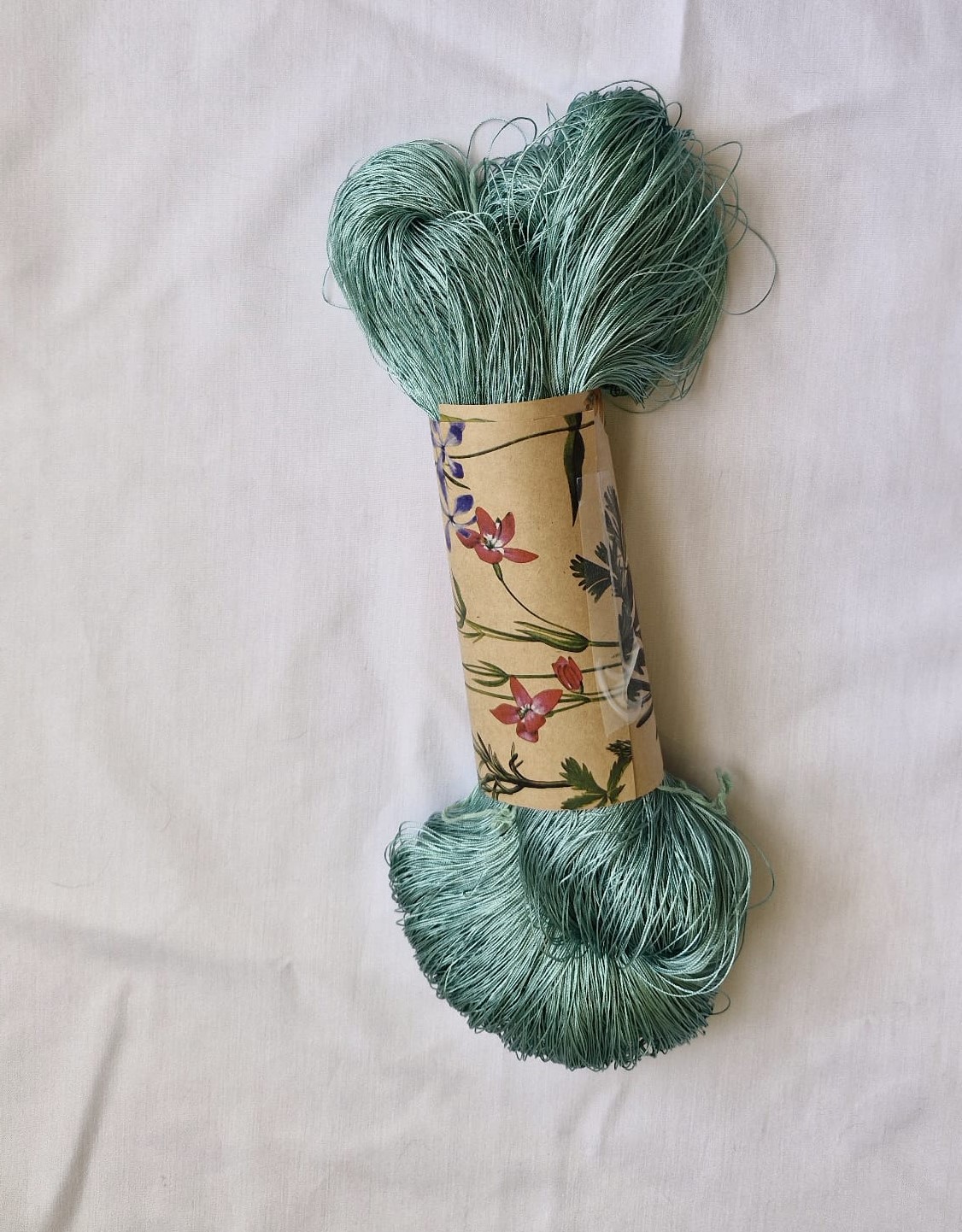 IB0465 Madeja de seda verde