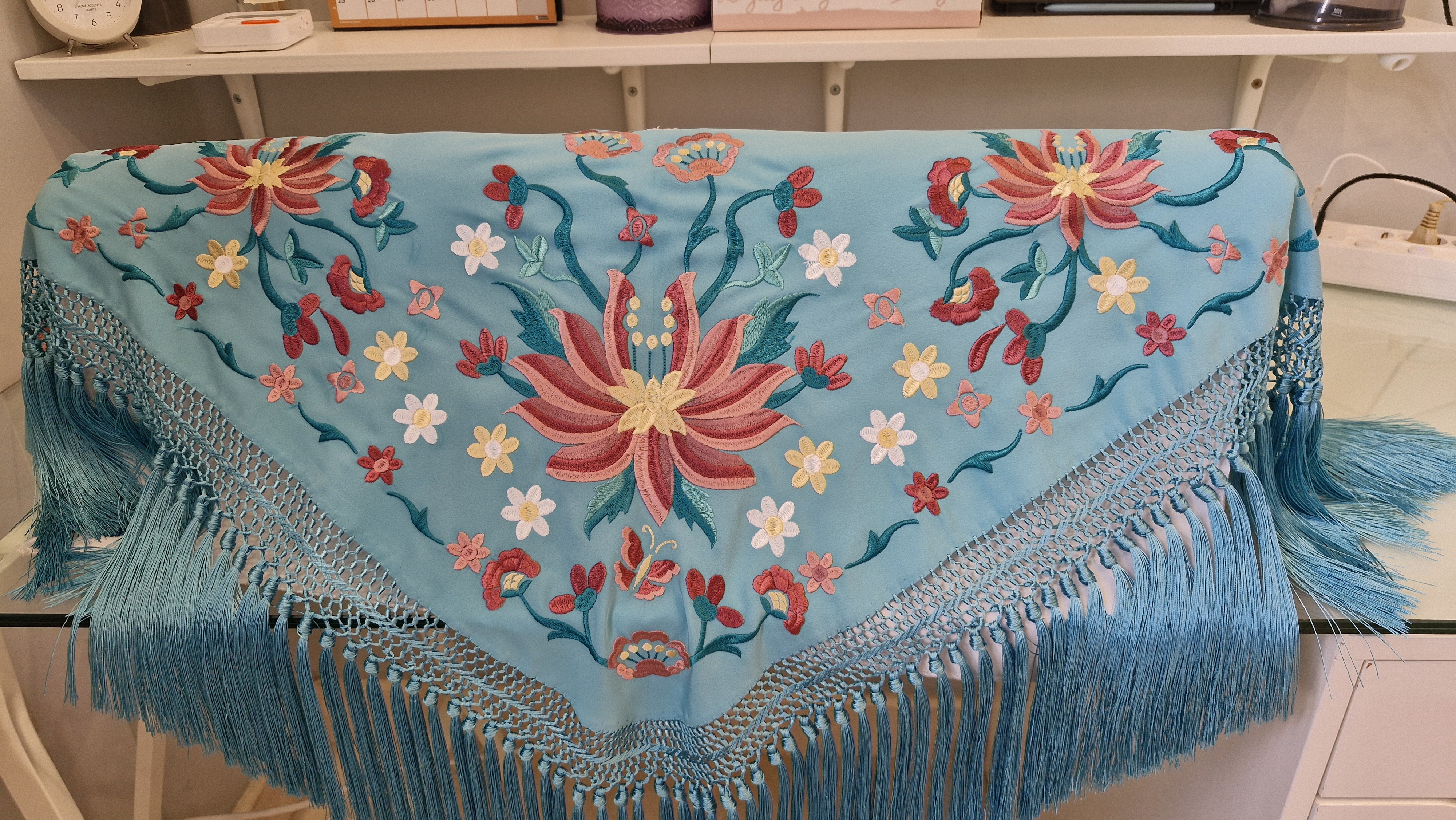 Mantoncillo celeste aguamarina