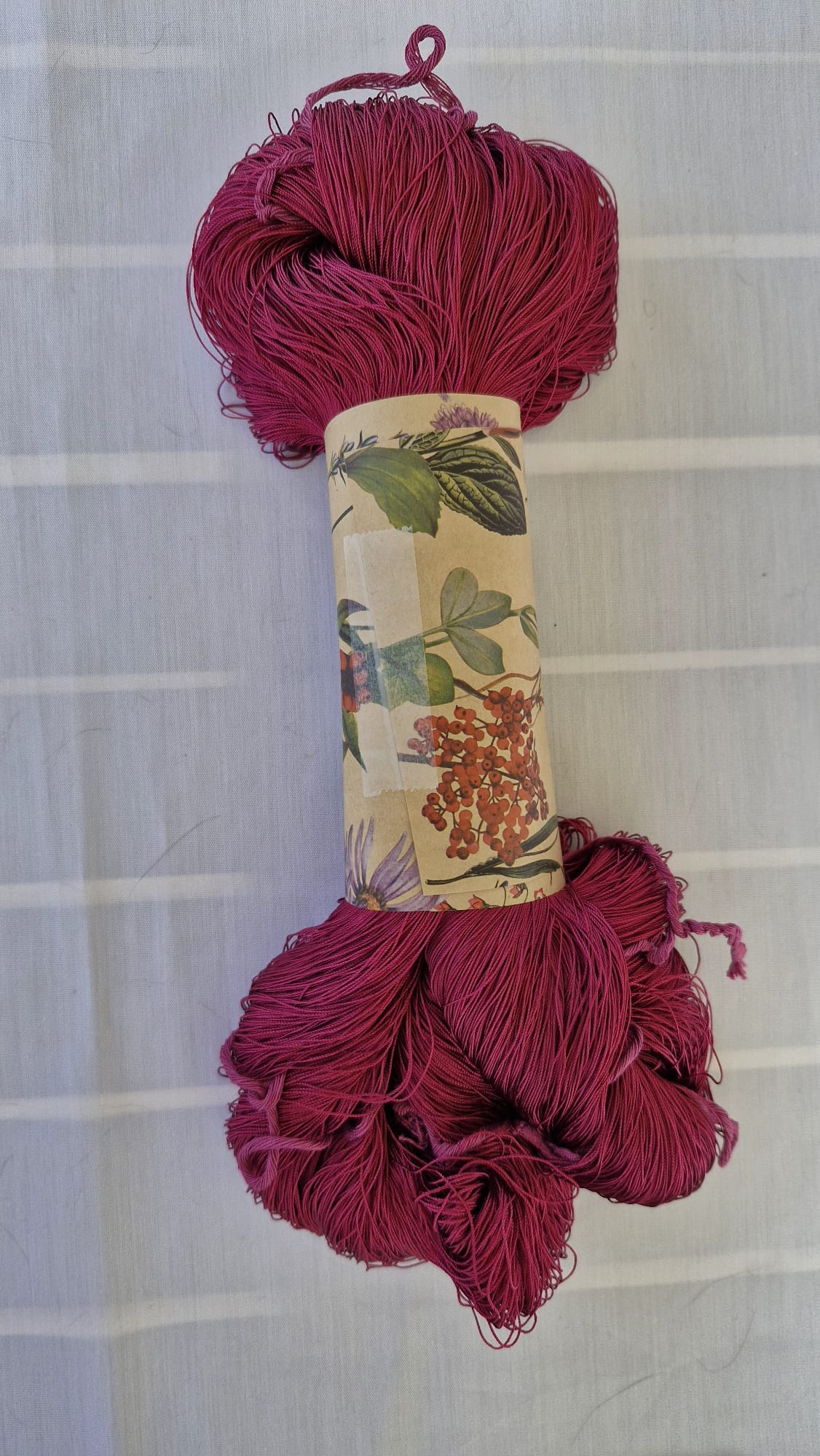 IB2243 Madeja de seda buganvilla fuerte