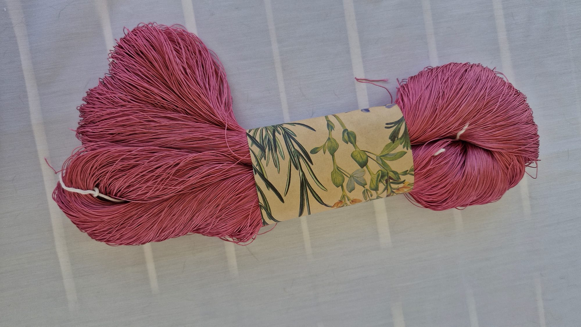 V0006 Madeja de seda rosa maquillaje subido