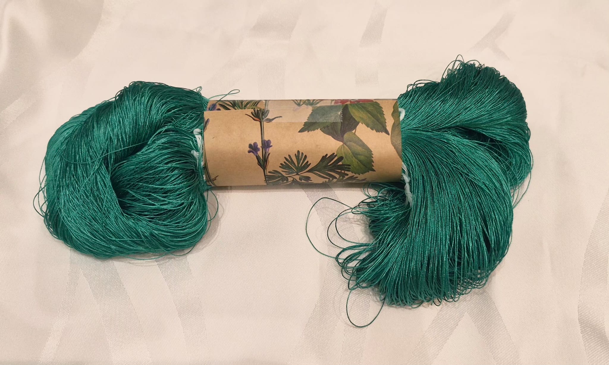 IB0095 Madeja de seda para flecar verde