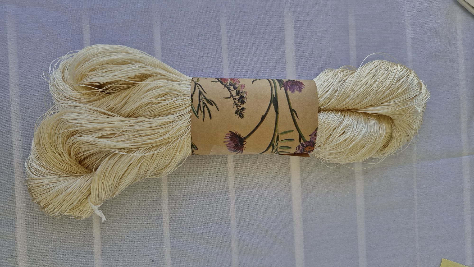 FCRUDO Madeja de seda beige