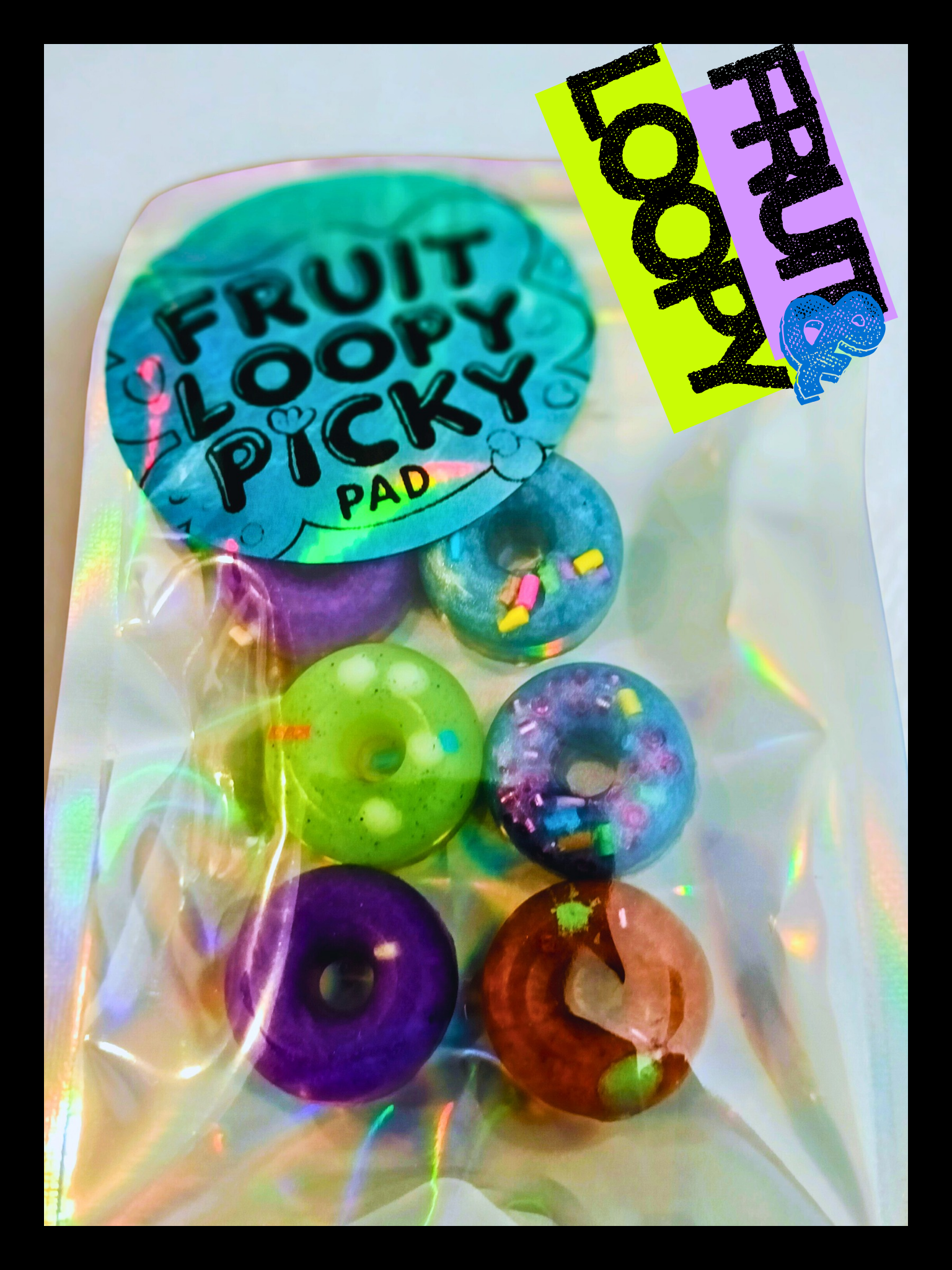 Find calm and focus with our thoughtfully designed Picky Pad, a versatile fidget