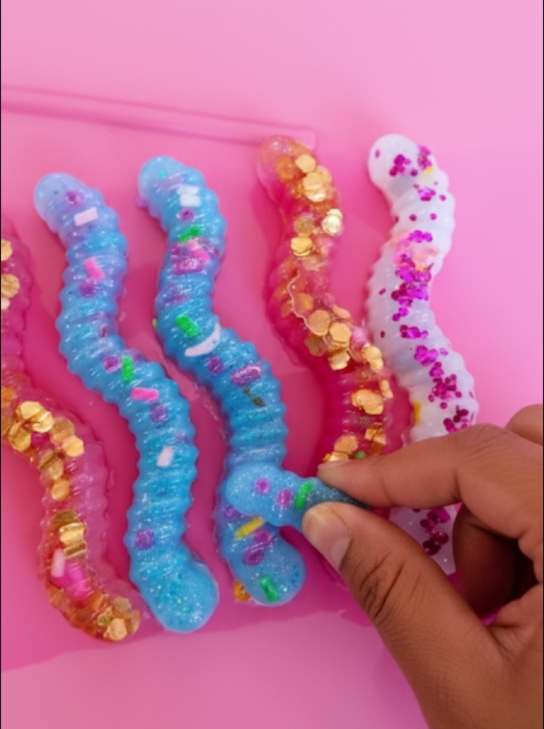 Gummy Worm Picky Pad,