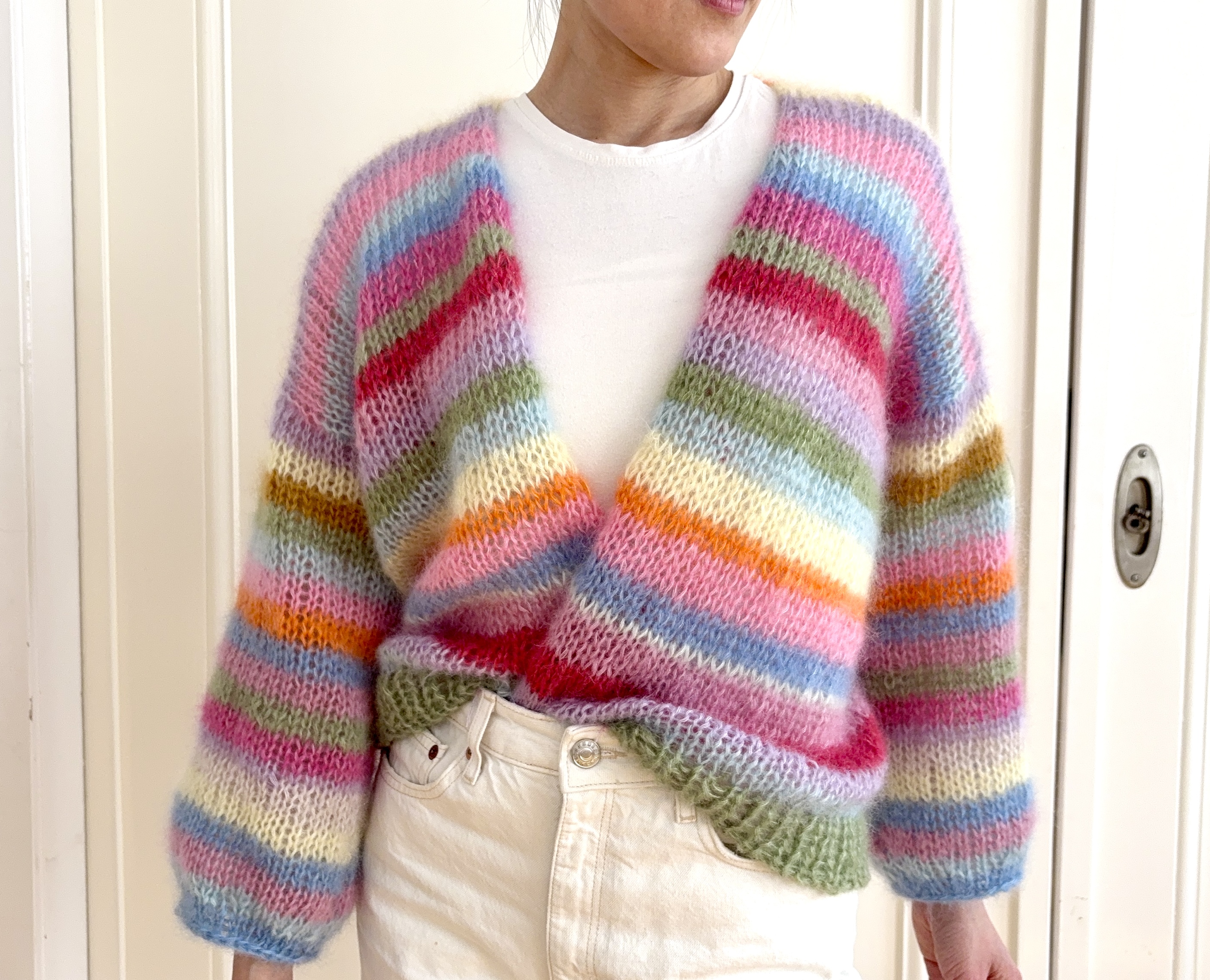 Handgestrickte Cardigan aus Mohair und Seide, bunte Streifen, Einzelstück, Onesize