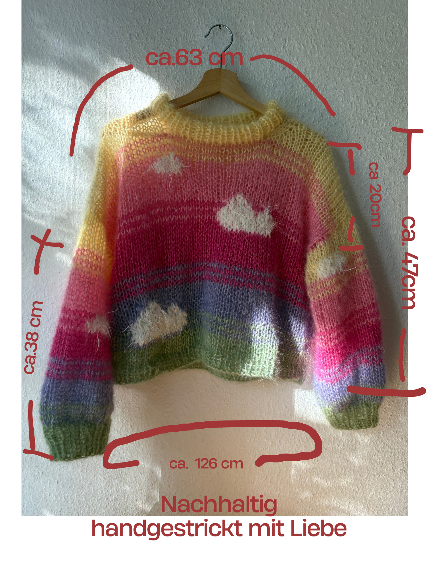 Handgestrickter Pulli aus Mohair und Seide, bunte Streifen, Regenbogen mit Wolken, oversize