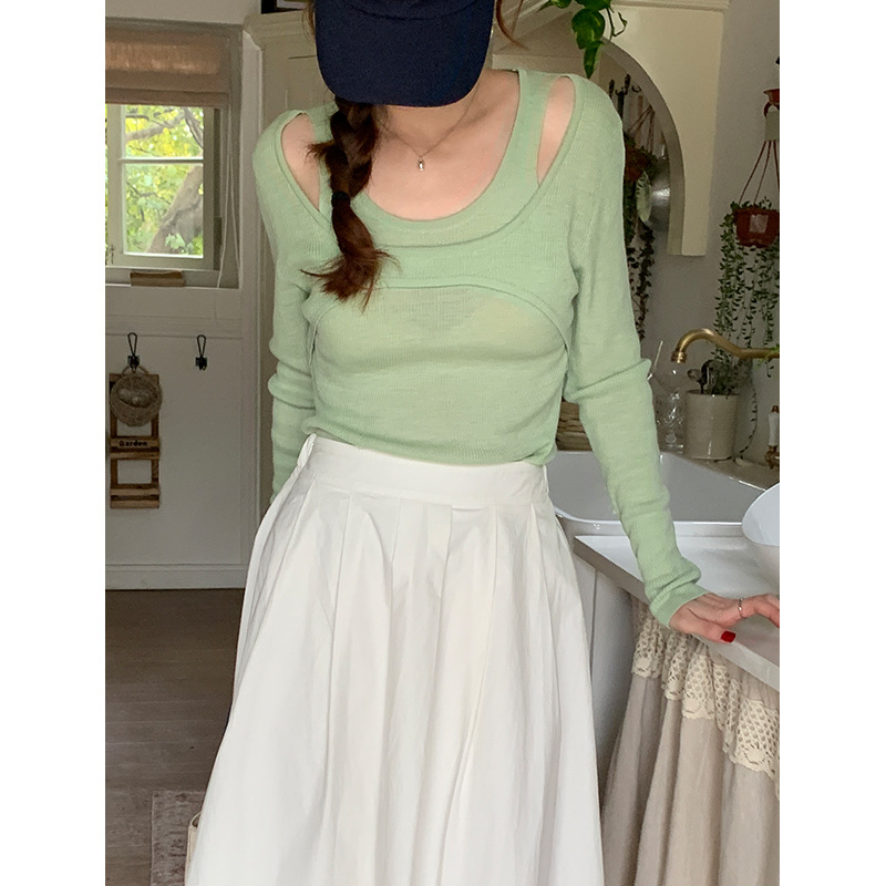 Women's Two-Piece Outfit – Slim-Fit Long Sleeve Knitted Sweater Top & Solid Color High-Waisted Pants Set – Casual Elegant Loungewear 