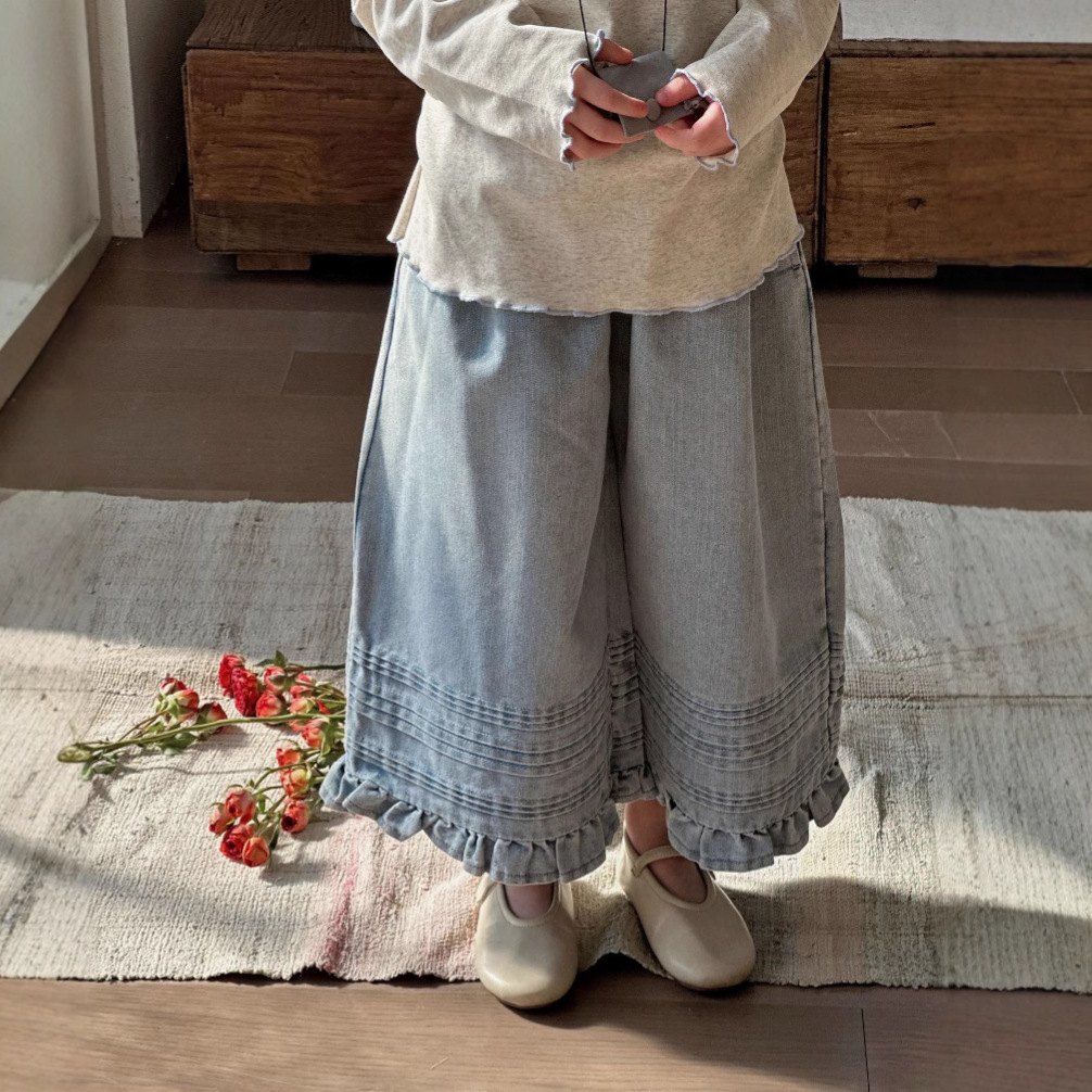 Wide-Leg Denim Pants
