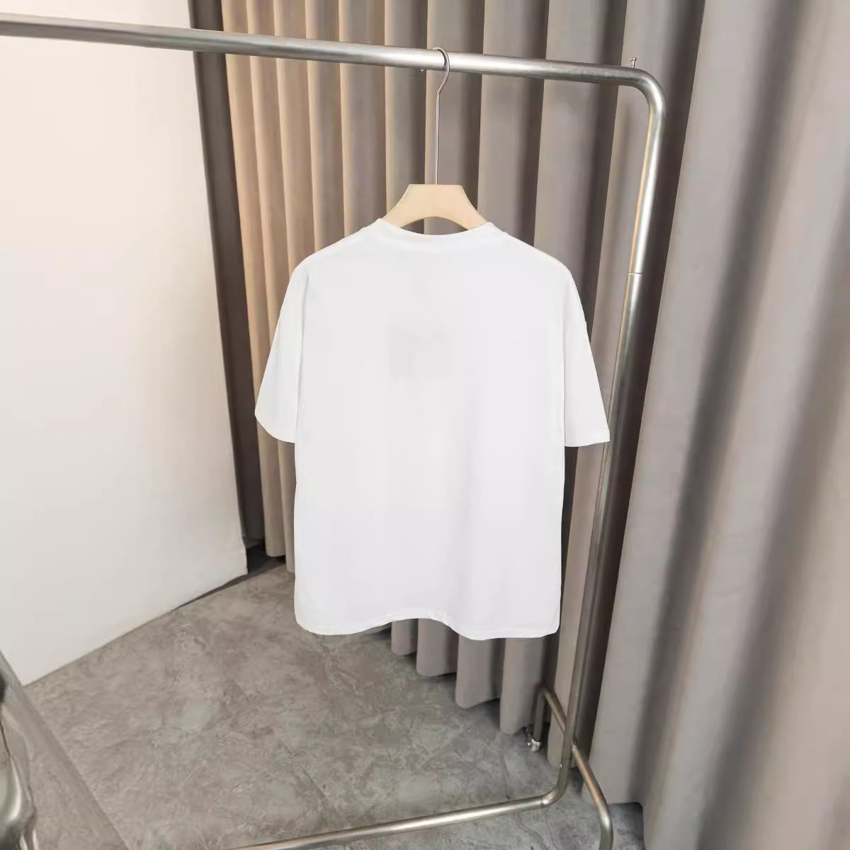 Summer New P Small Label Inverted Triangle T-shirt Fashion Trend Men's And Women's Casual Loose Short Sleeve