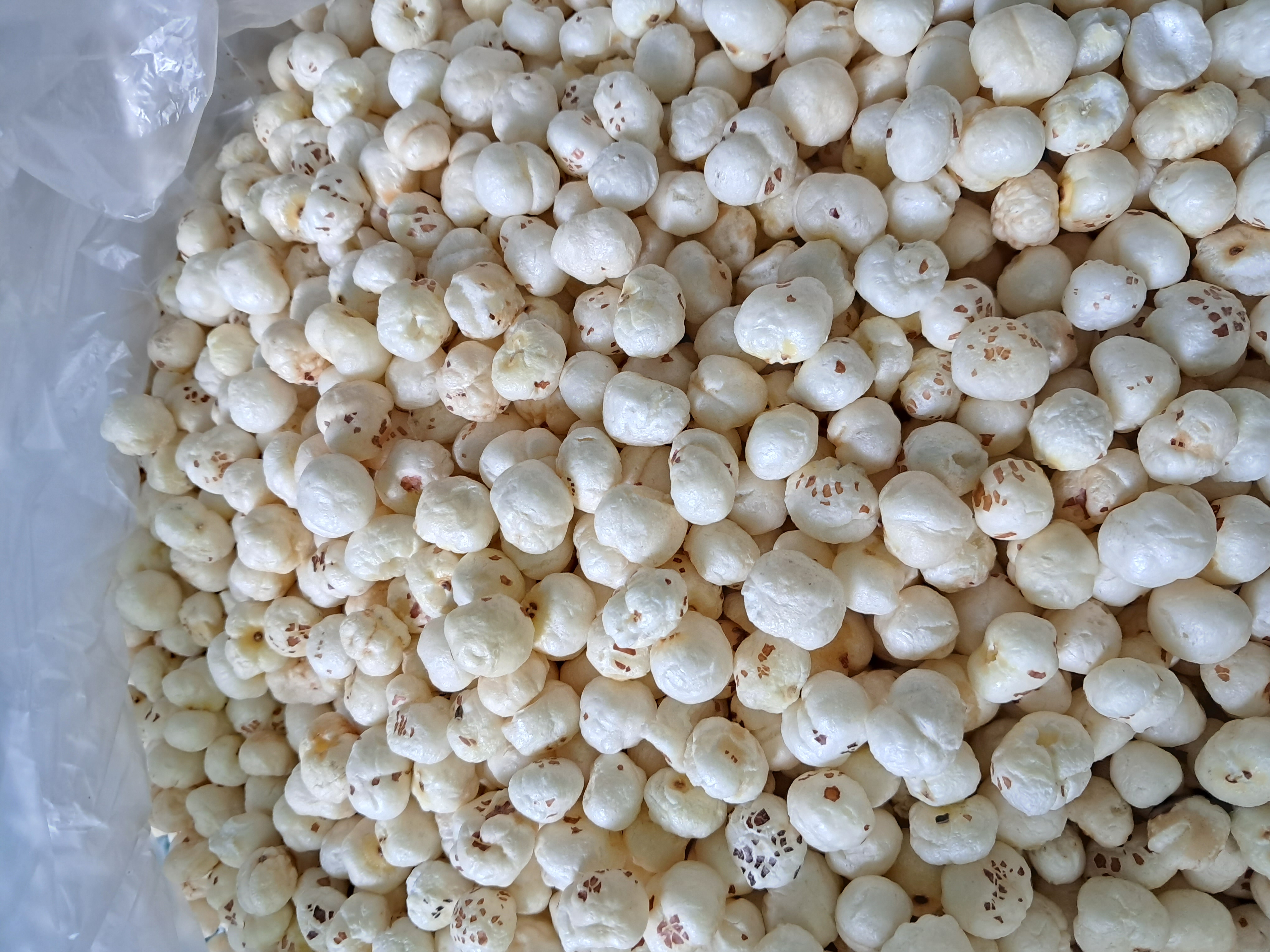 Delicious Puffed Makhana 