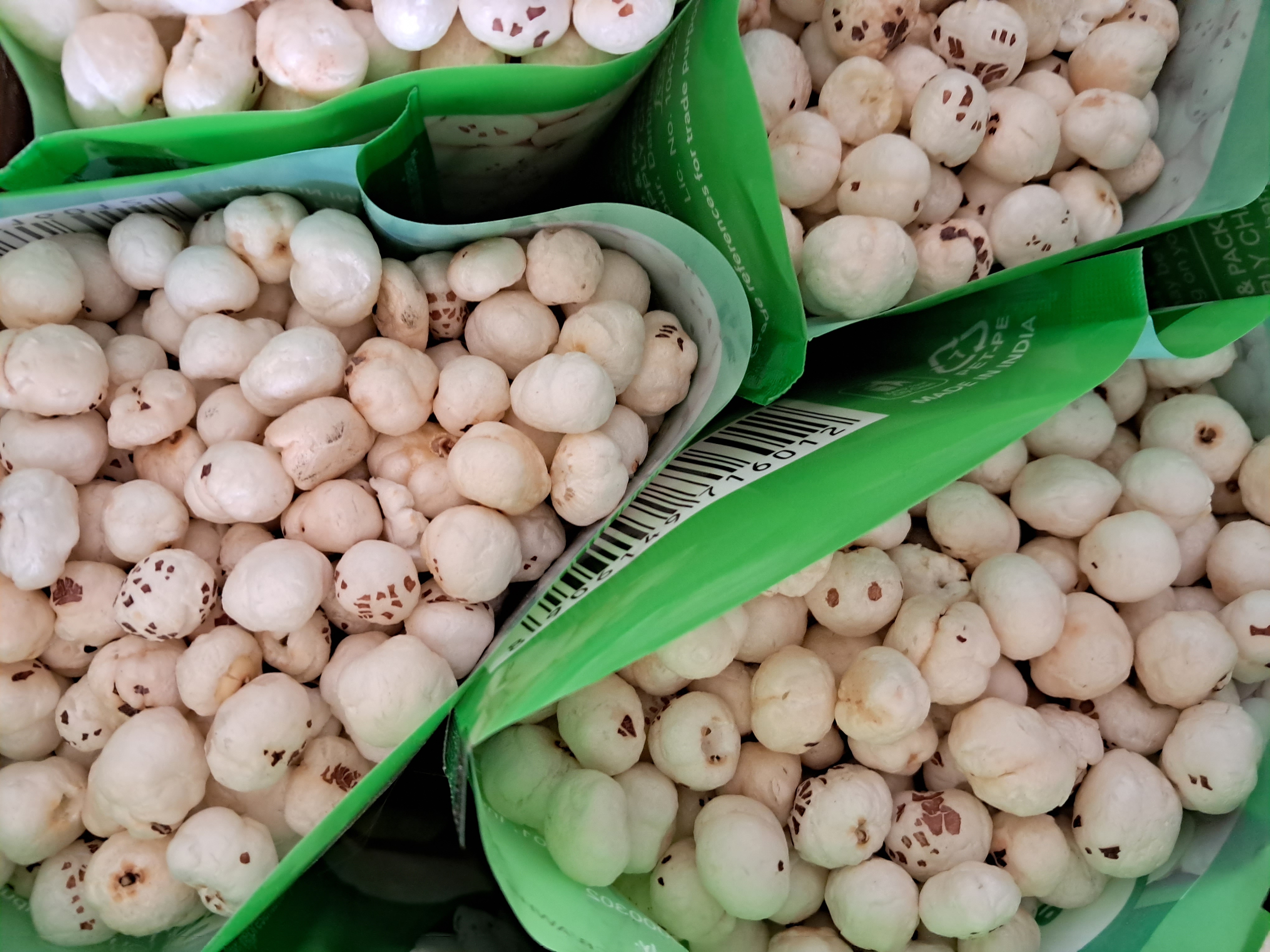 Raw Makhana (Mix Size)