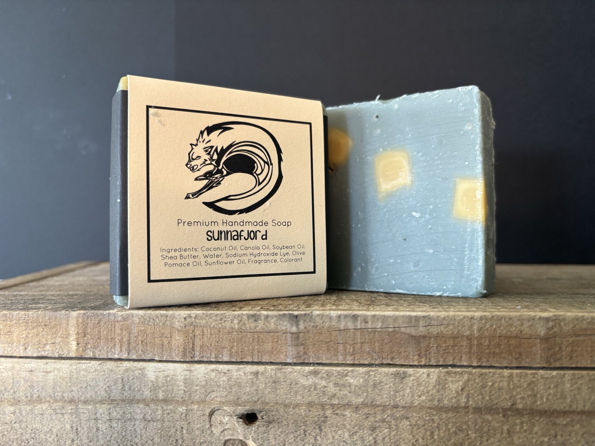 Sunnafjord - Coconut, Passionfruit, Raspberry and Banana