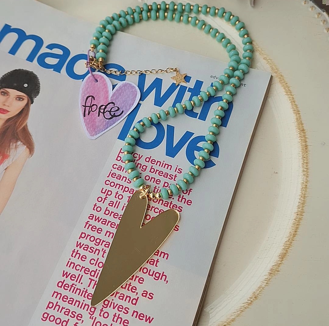 Collar corazón dorado