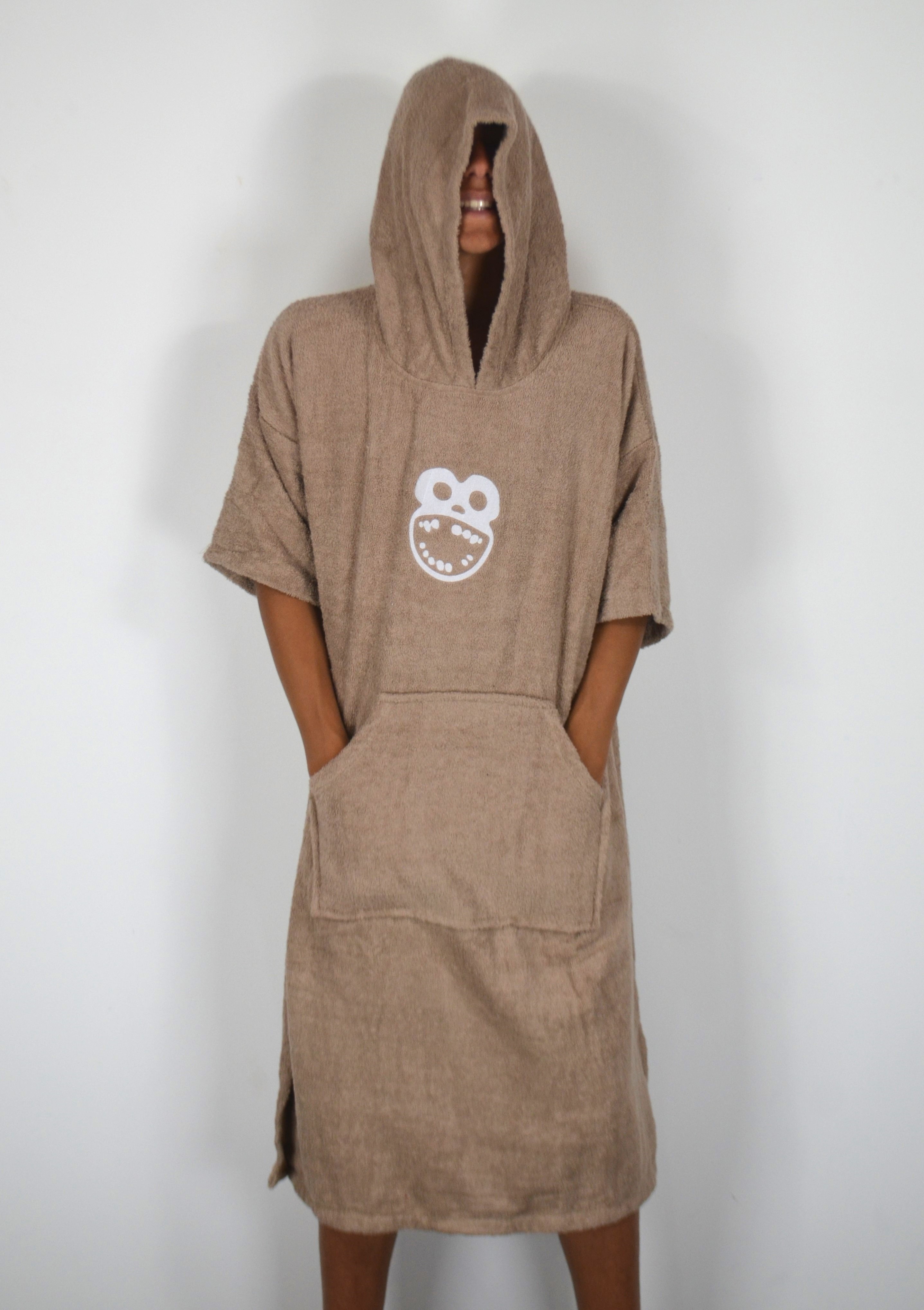 BEAGE PONCHO