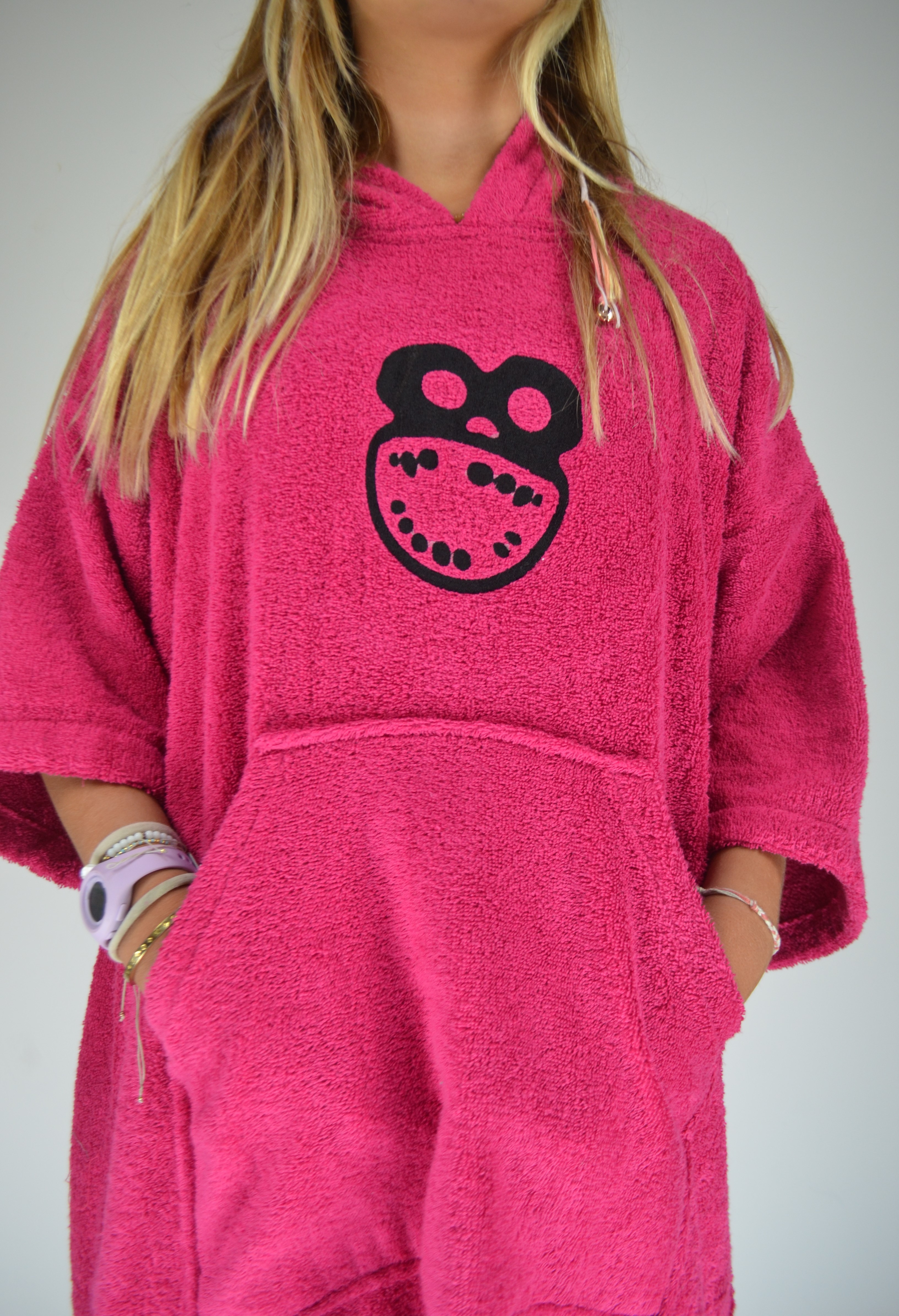 PINK PONCHO