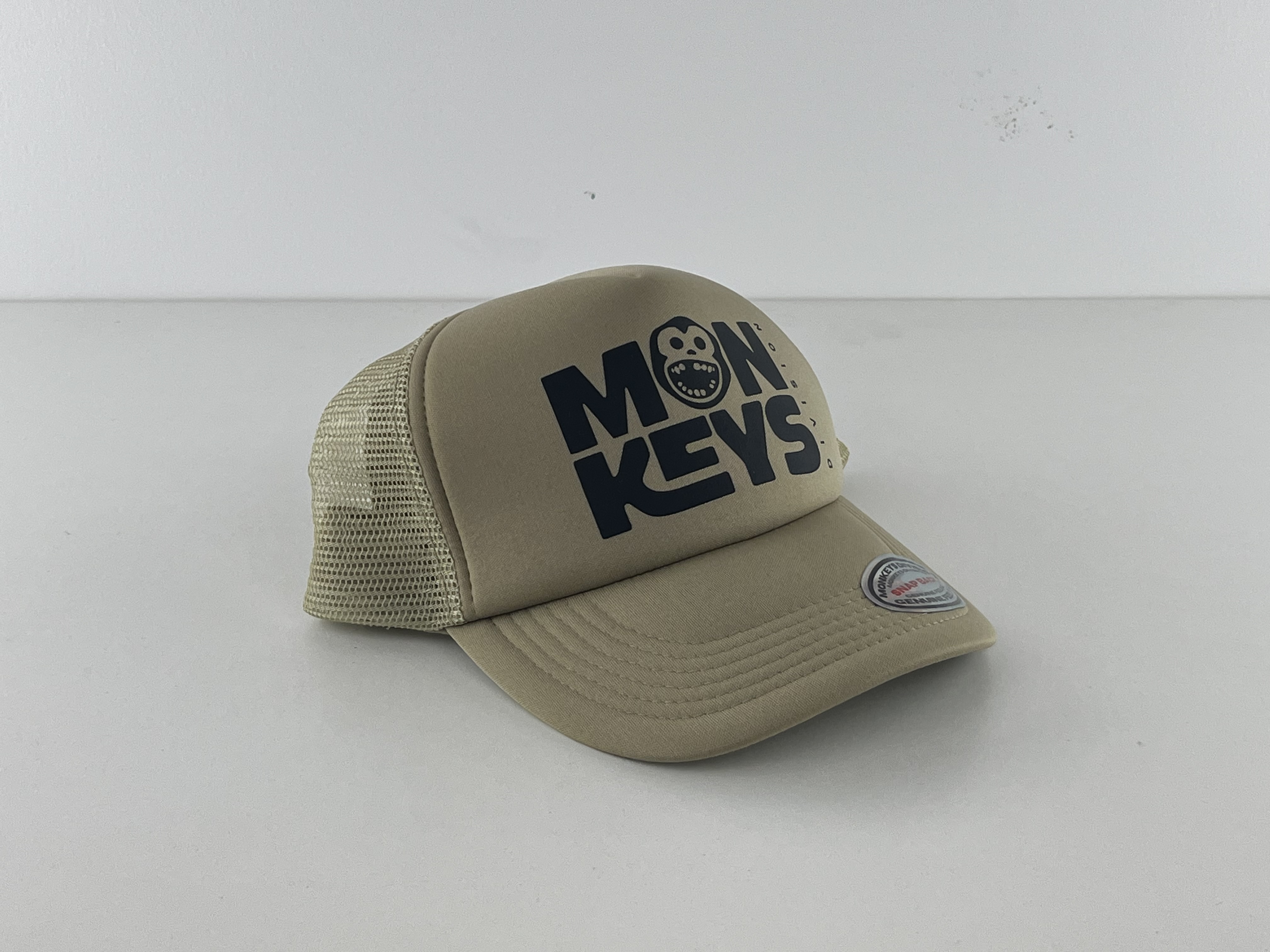CLASSIC MONKEY TRUCKER