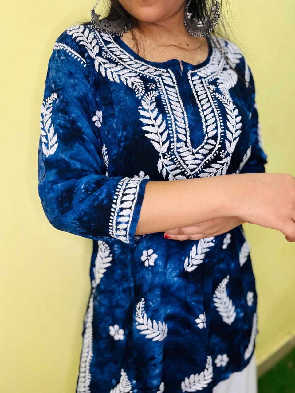 Mulmul Short Chikankari Kurta Blue