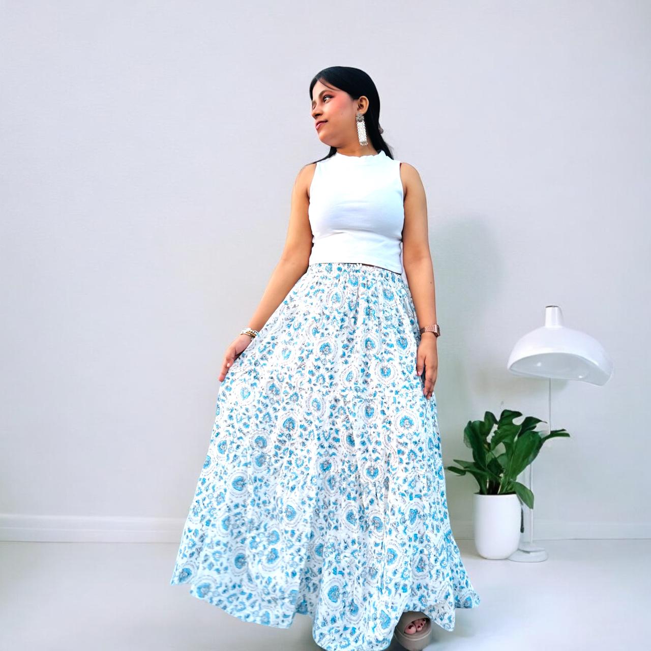 Printed Long Skirt white blue